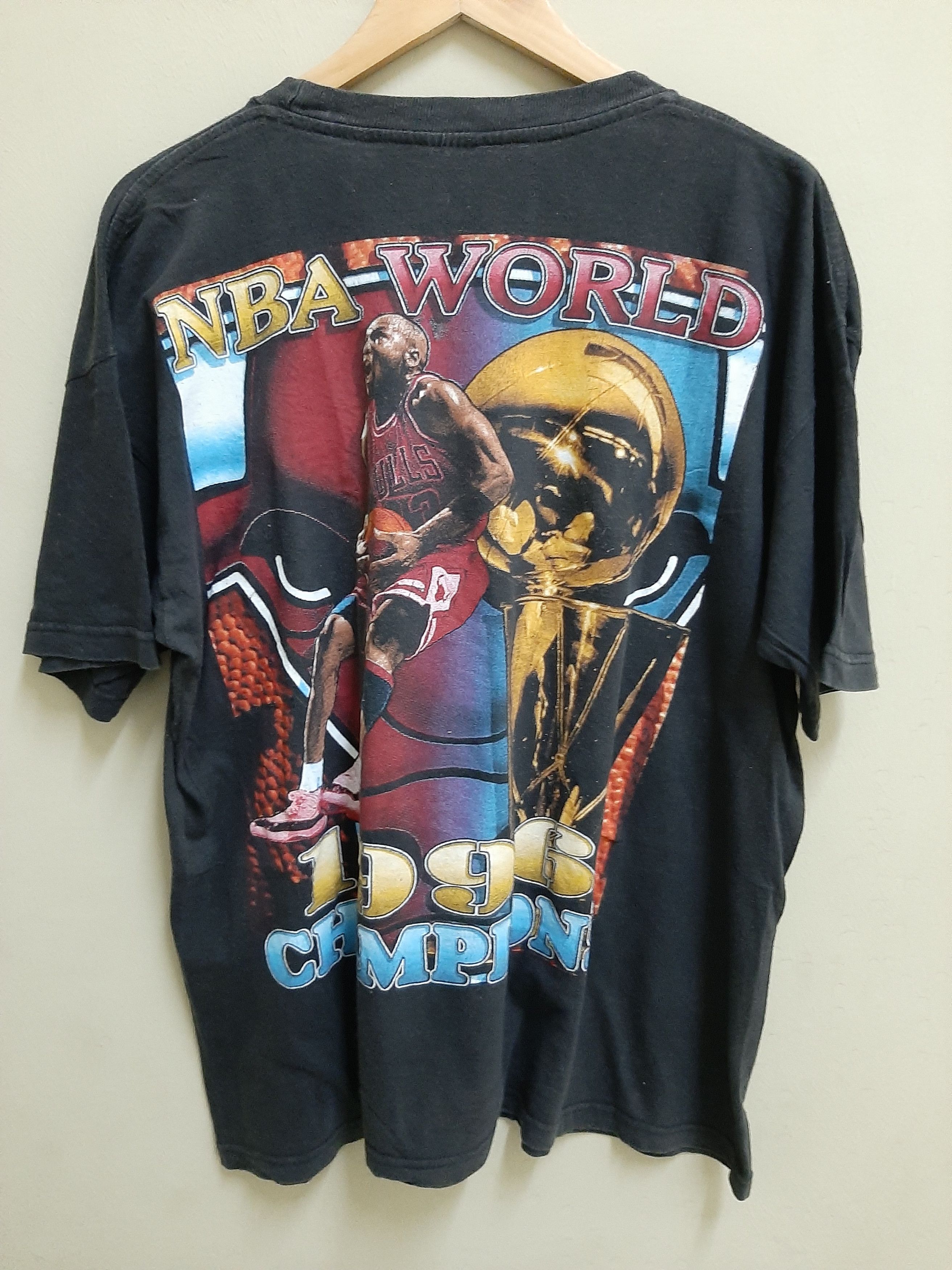 NBA × Rap Tees × Vintage Vtg 90s Chicago Bull Raptees Size US XL / EU 56 / 4 - 3 Thumbnail
