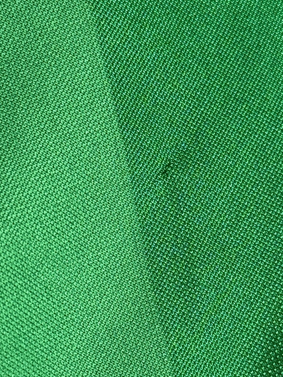 Umbro New Republic of Ireland 16/18 Home Football Jersey Size US L / EU 52-54 / 3 - 5 Thumbnail