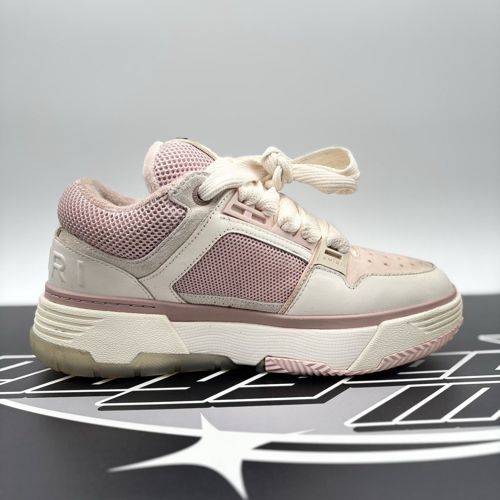 Amiri Size 41 (8 US) Amiri MA-1 ' White Pink ' | GOOD CONDITION! Size US 8 / EU 41 - 13 Thumbnail
