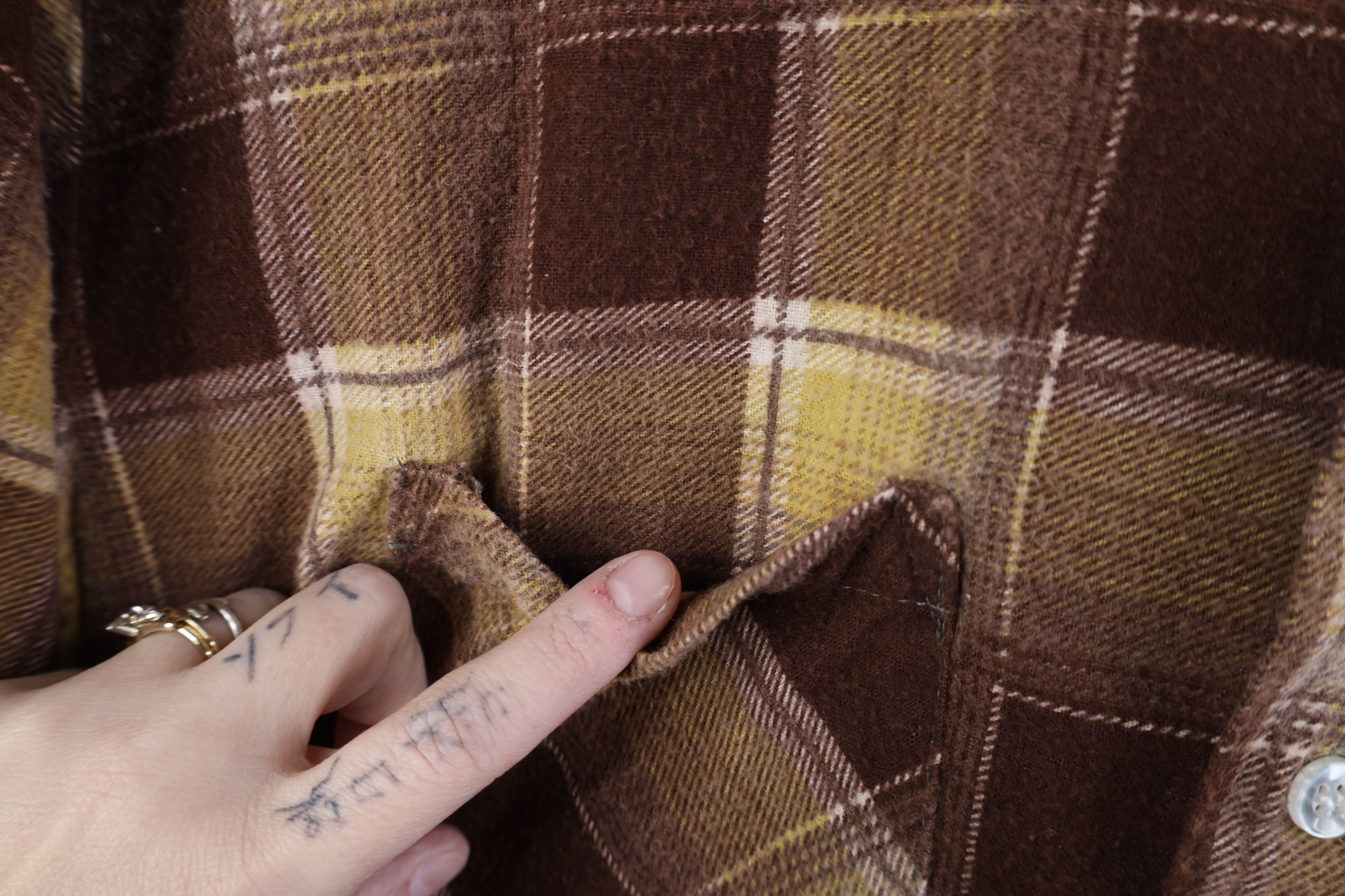 Vintage Vintage 70s Streetwear Flannel Collared Button Shirt Plaid Size US L / EU 52-54 / 3 - 6 Thumbnail