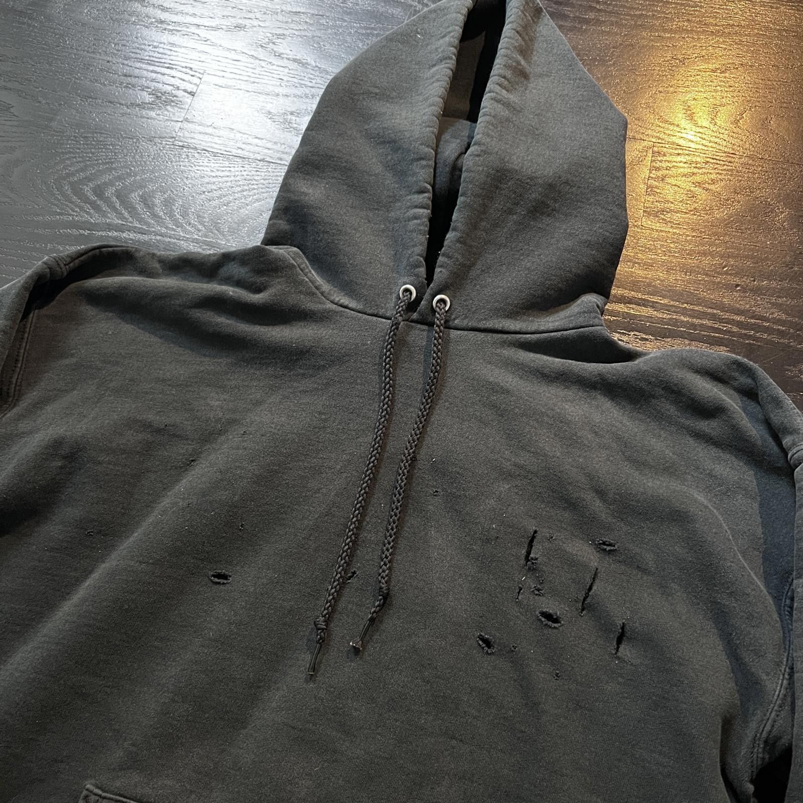 Vintage Vintage Distressed Black Hoodie College Frat Size US L / EU 52-54 / 3 - 2 Thumbnail