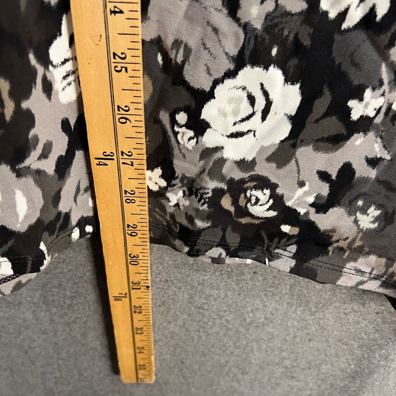 Isaac Mizrahi Isaac Mizrahi Live Regular Printed Scoop Neck Tulip Hem Size XL / US 12-14 / IT 48-50 - 5 Thumbnail
