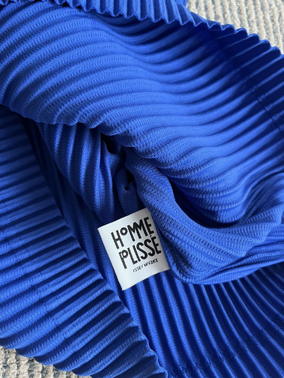 Homme Plisse Issey Miyake Pleated Short Sleeve T-Shirt Size US S / EU 44-46 / 1 - 4 Thumbnail
