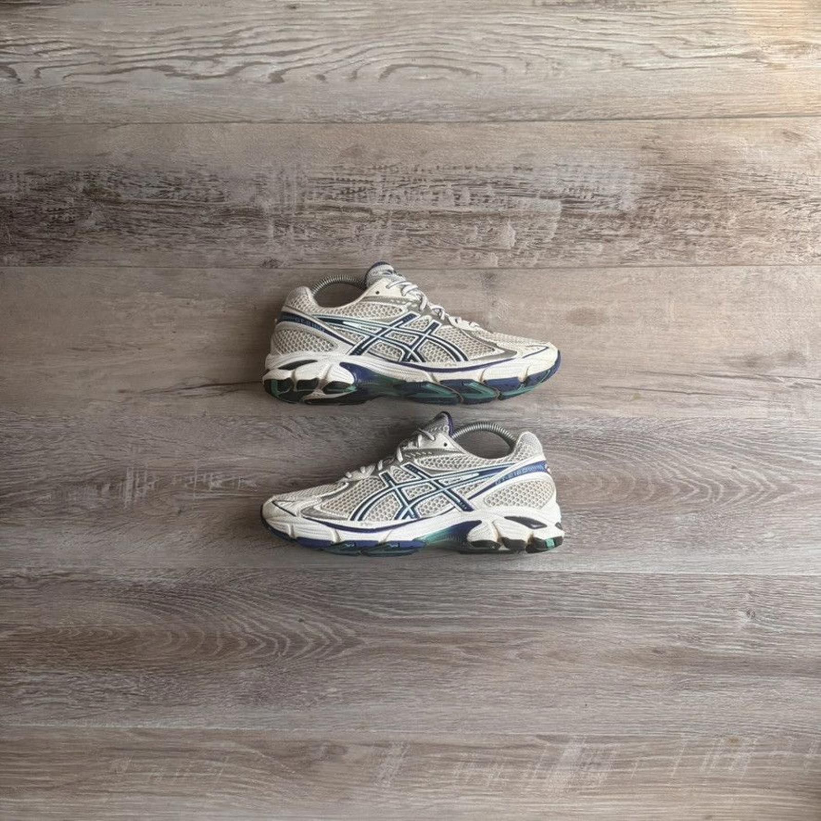 Asics ASICS • WMNS GEL GT-2160 (7.5M) Size US 7.5 / EU 40-41 - 1 Thumbnail