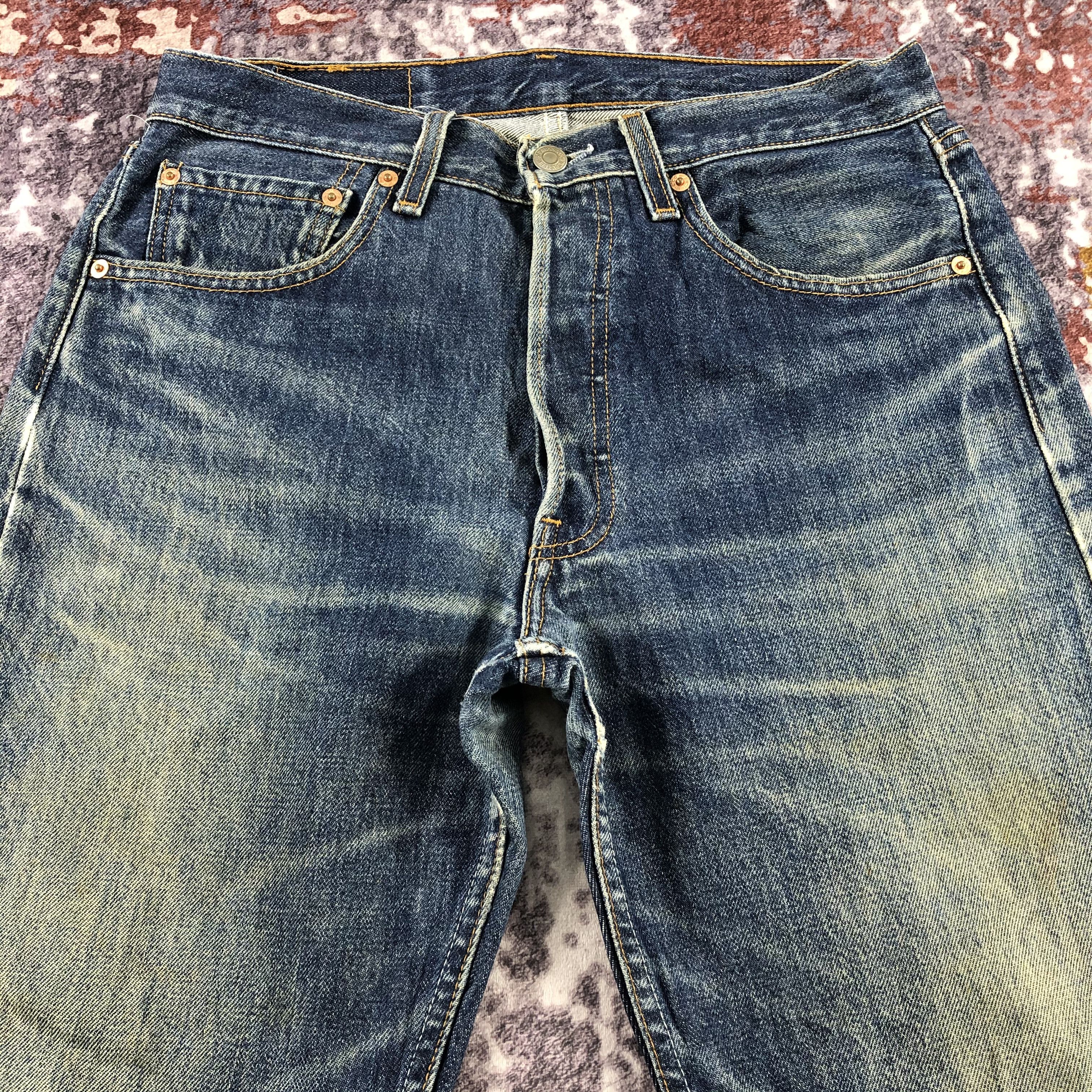 Levi's Vintage 90s Blue Wash Levis 501 Jeans-JM3027 Size US 31 - 3 Thumbnail