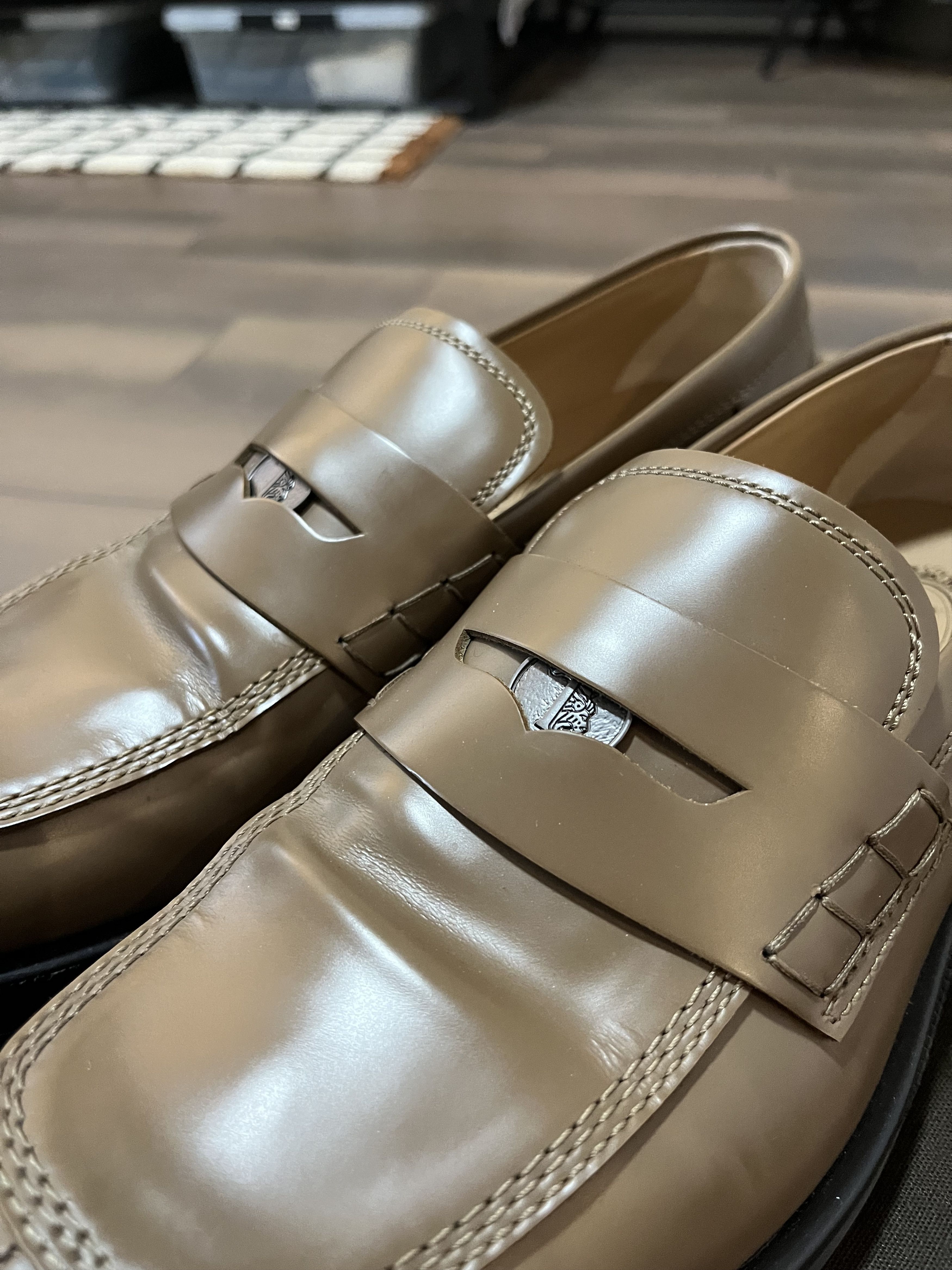 Tod's Tod's Butterscotch Olive Leather Penny Loafers Size US 11 / EU 44 - 2 Thumbnail