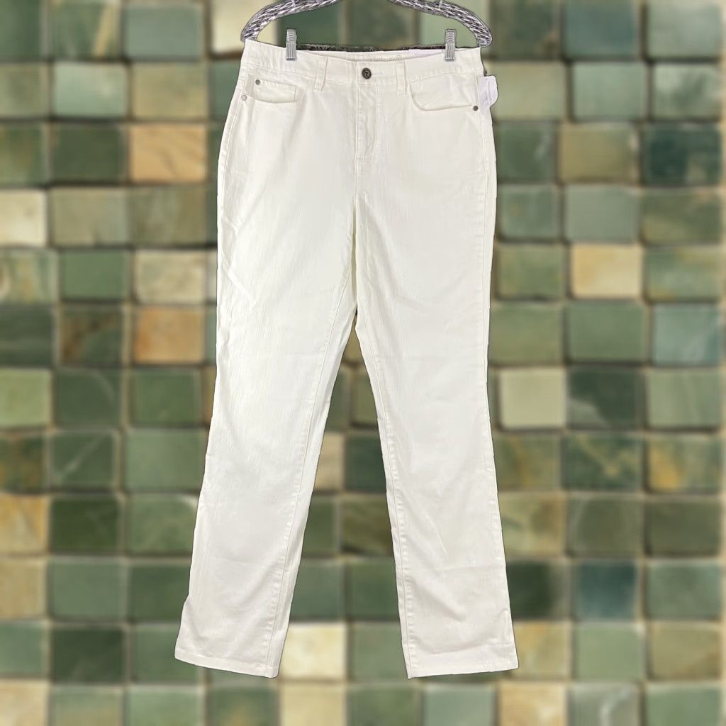 Vintage Christopher & Banks Women's Jeans Size 6 White Classic Fit Straight Leg Clothing Size 28" / US 6 / IT 42 - 1 Thumbnail