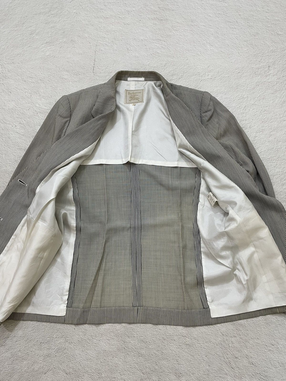 Burberry Vintage Burberrys Pinstripe Blazer Beige Tailored Jacket Y2K Size 54R - 6 Thumbnail