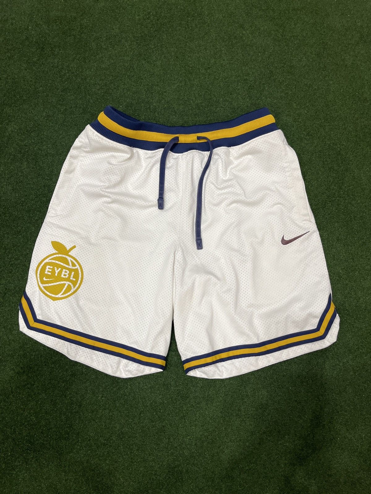 NIKE EYBL PEACH JAM 2018 SHORTS sz XL RARE NBA