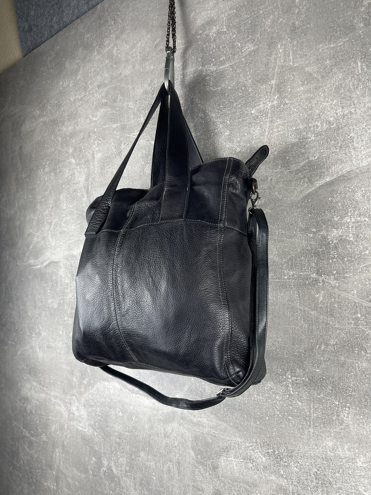 Other Avant Garde Hobo Minimalist Italian Leather Tote Bag Black Size ONE SIZE - 3 Thumbnail
