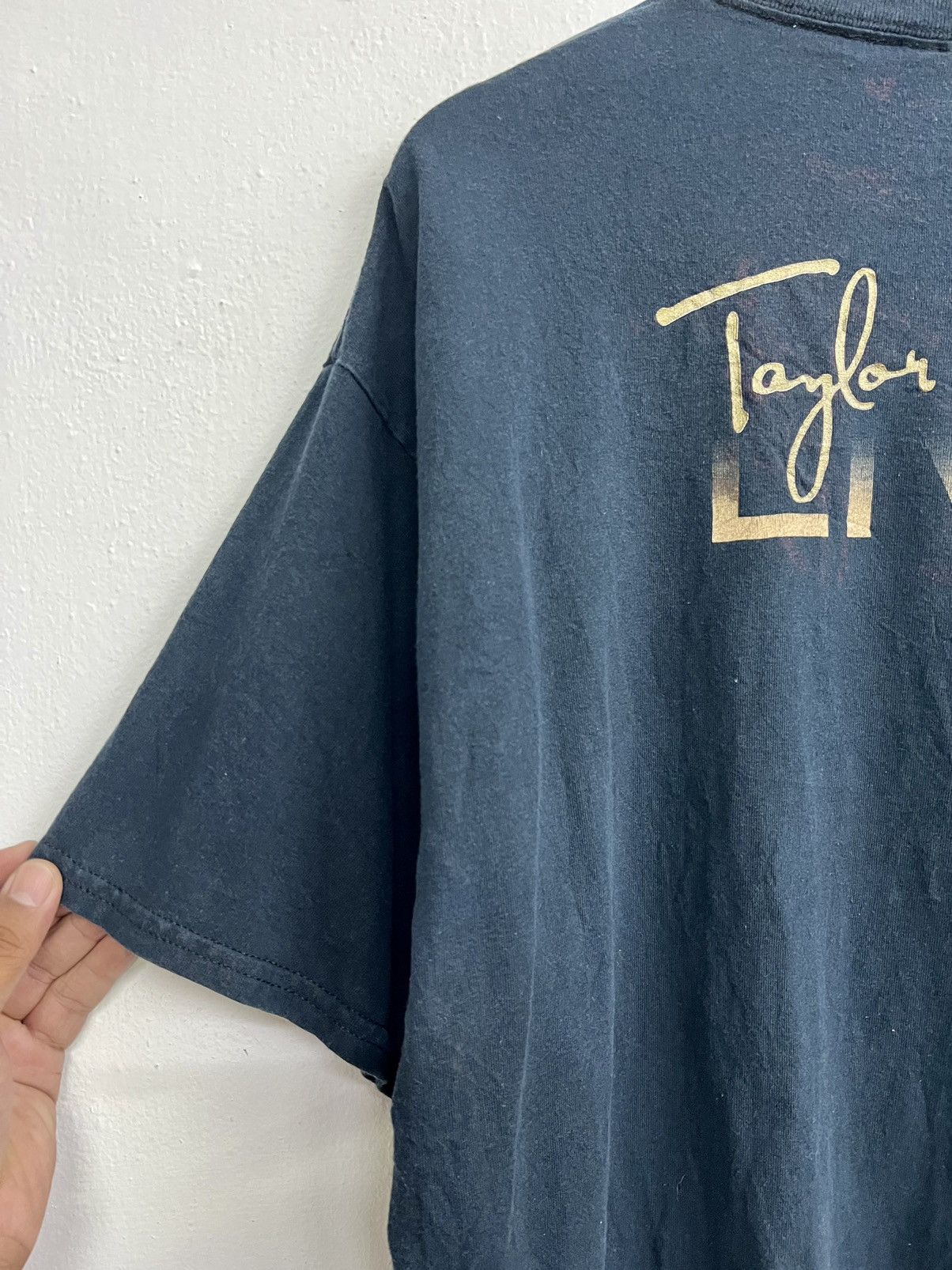 Band Tees Taylor Swift Live Tour Tee Size US XL / EU 56 / 4 - 11 Thumbnail