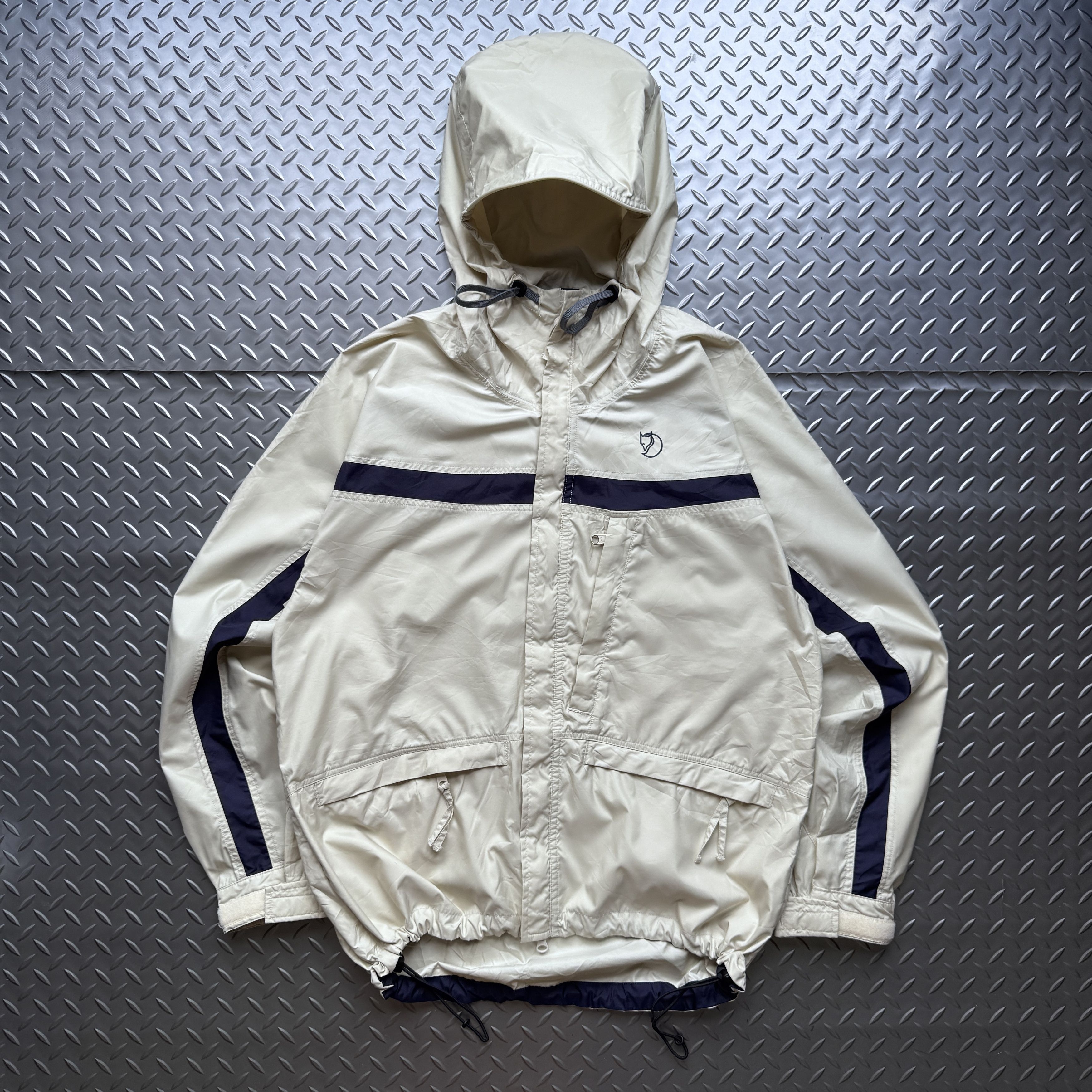 Fjallraven Vintage Fjällräven Packable Hooded Windbreaker Jacket Size US M / EU 48-50 / 2 - 1 Thumbnail
