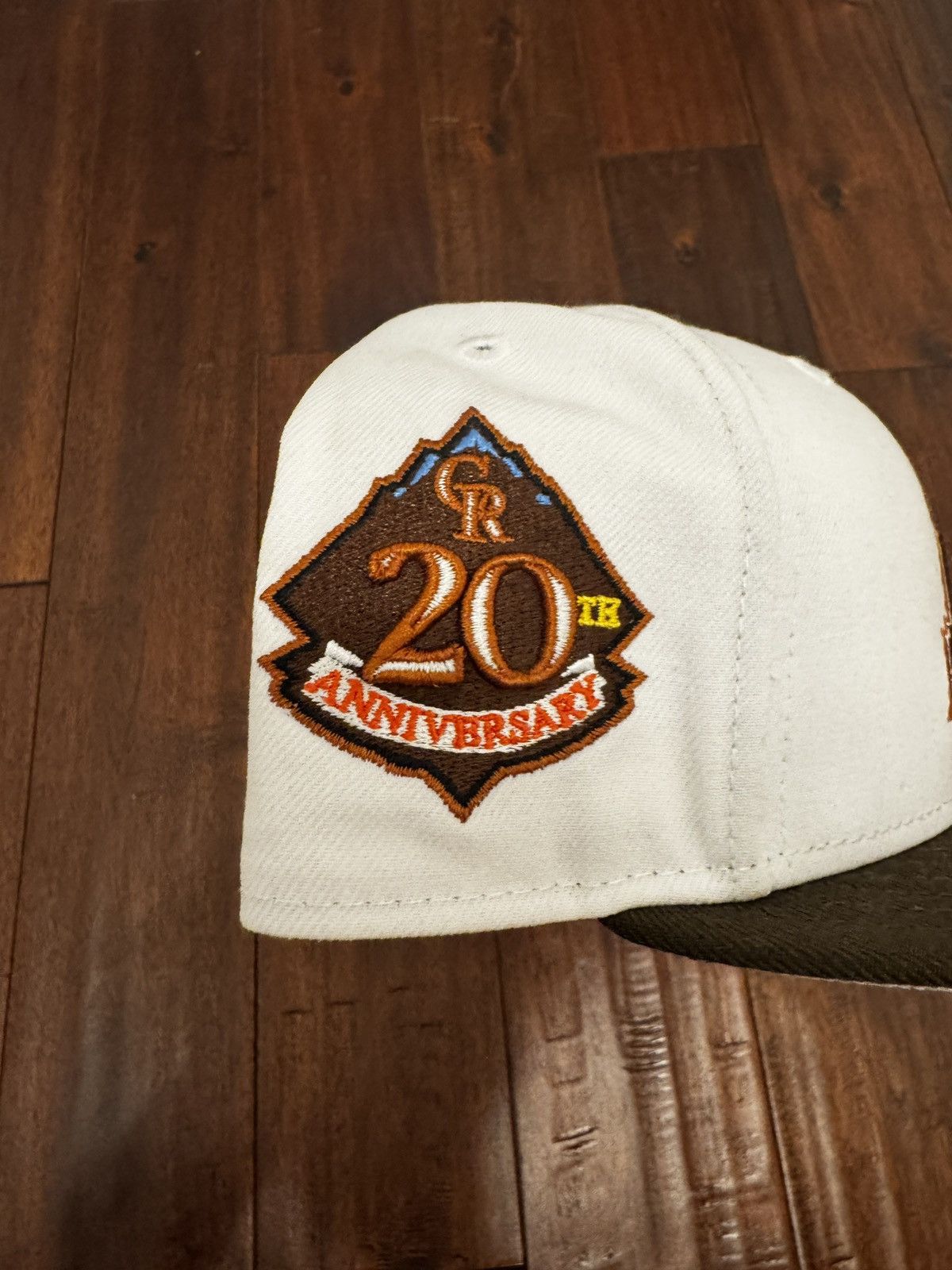 New Era Exclusive Cereal Colorado Rockies 20th Anniversary Patch Size ONE SIZE - 2 Thumbnail