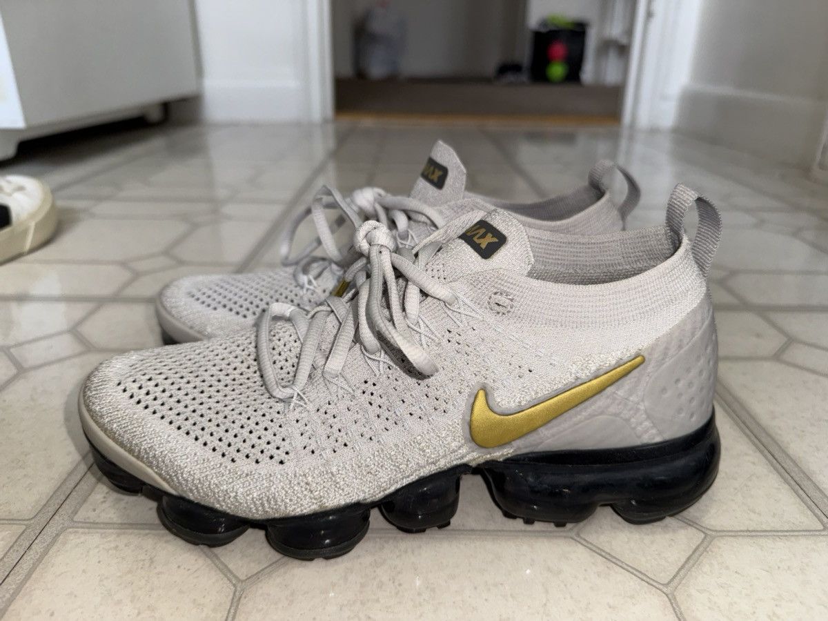 Nike Nike Vapormax Size US 7.5 / IT 37.5 - 2 Thumbnail