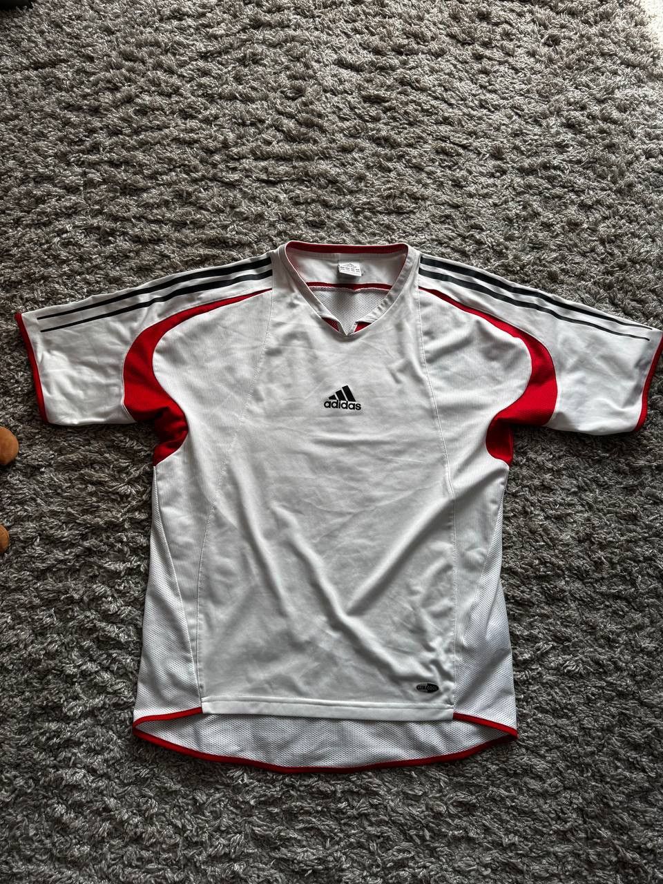 Adidas Adidas vintage soccer jersey tee Size US M / EU 48-50 / 2 - 1 Thumbnail