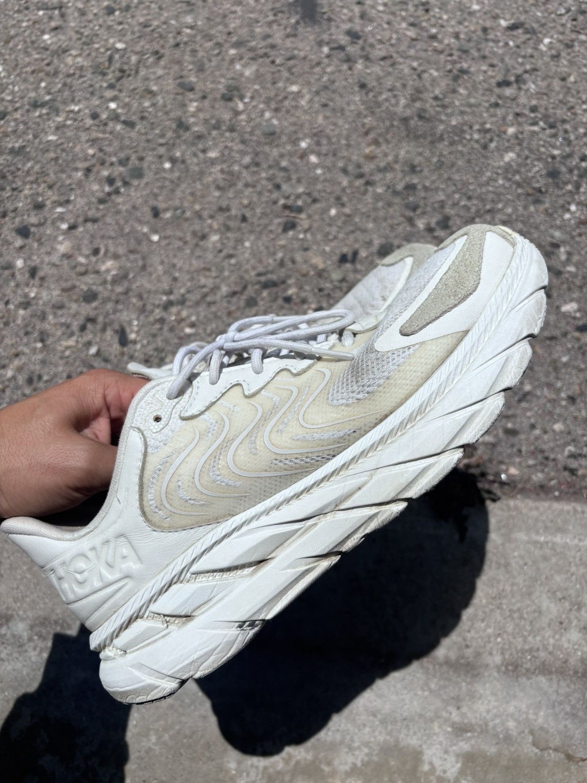Hoka Hoka Clifton LS Off White Size US 9 / EU 42 - 1 Thumbnail