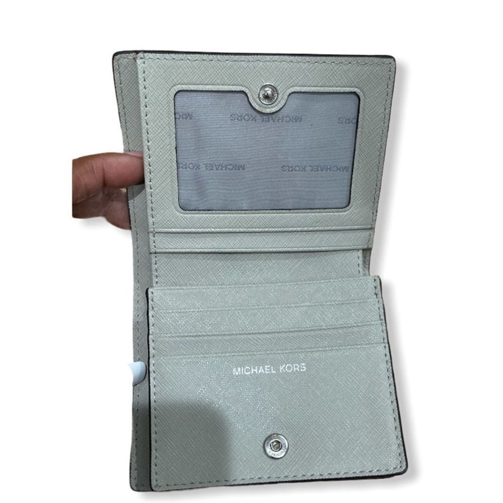 Michael Kors MICHAEL KORS Gray Pebbled Leather Bi-Fold Wallet Coin Purse Size ONE SIZE - 2 Thumbnail