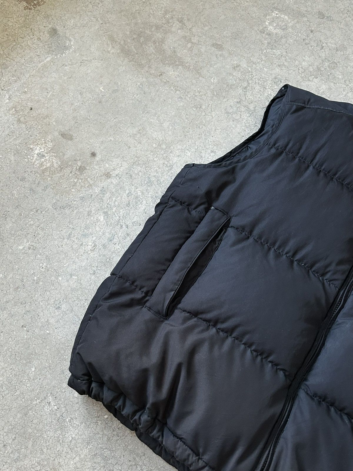Nike Nike Vintage Vest Puffer Down Logo Swoosh Size US XL / EU 56 / 4 - 4 Thumbnail