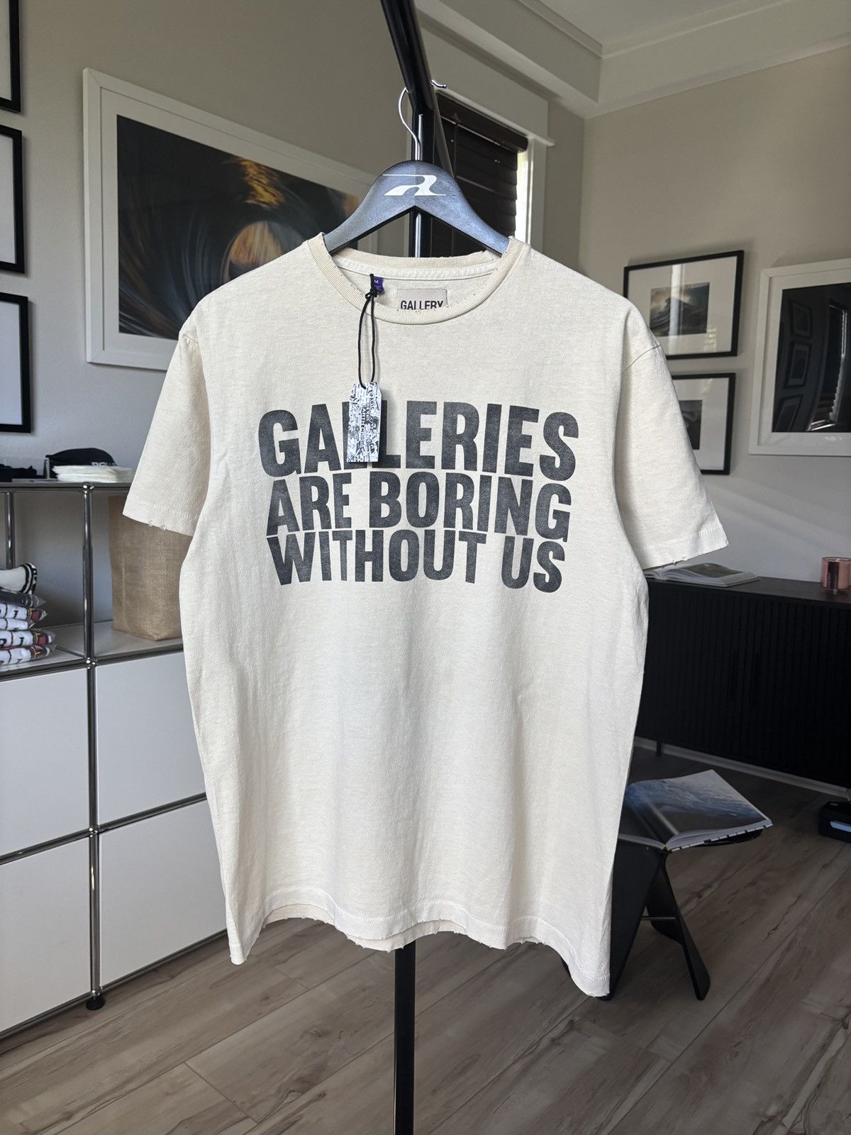 Gallery Dept. GALLERY DEPT - GALLERIES ARE BORING LOGO TEE Size US M / EU 48-50 / 2 - 1 Thumbnail