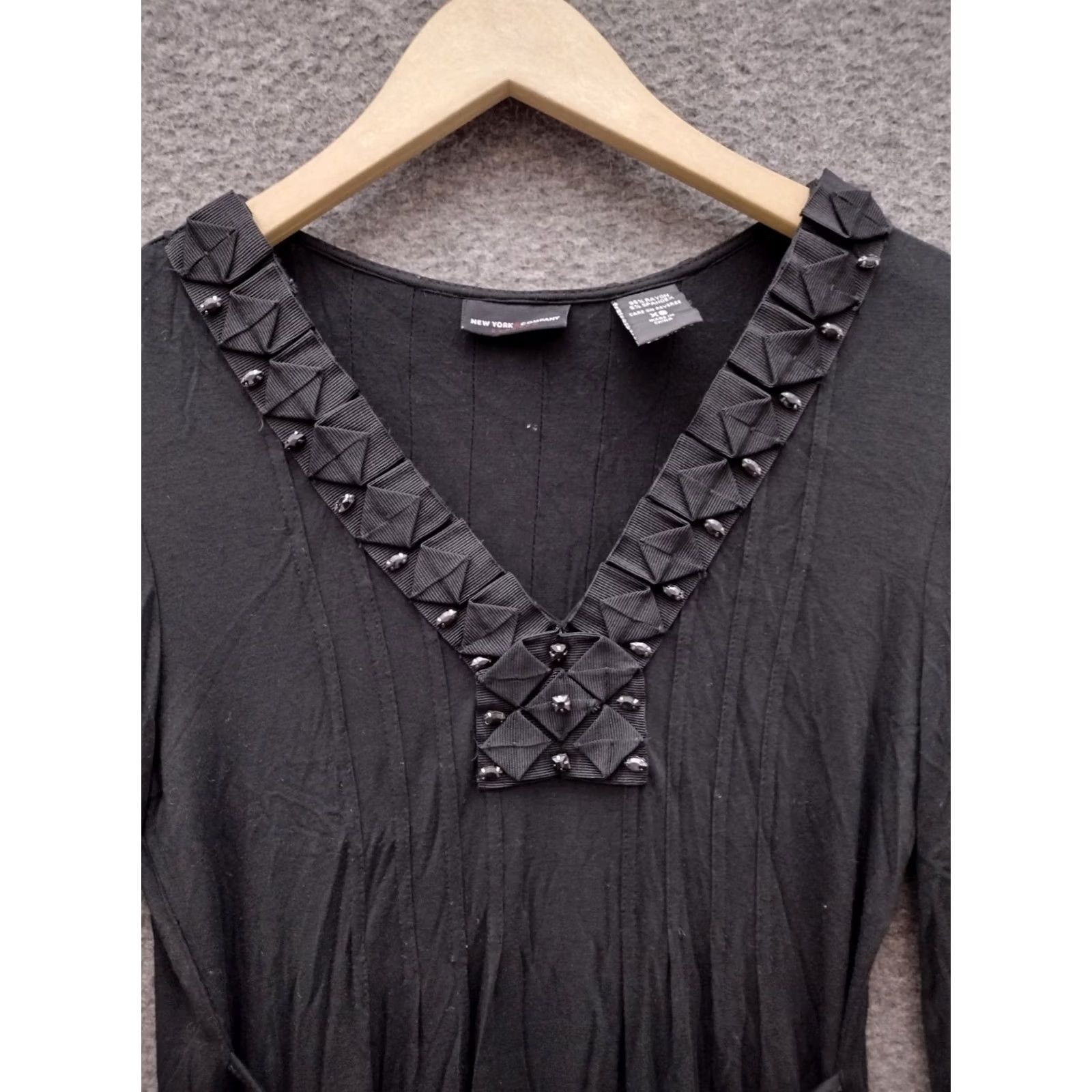 Vintage NY&Co Tunic Dress XS V-Neck 3/4 Bell Sleeve Ribbon Tie Rhinestone Black Spandex Rayon Stretch Knee Length Women's Size XS / US 0-2 / IT 36-38 - 3 Thumbnail