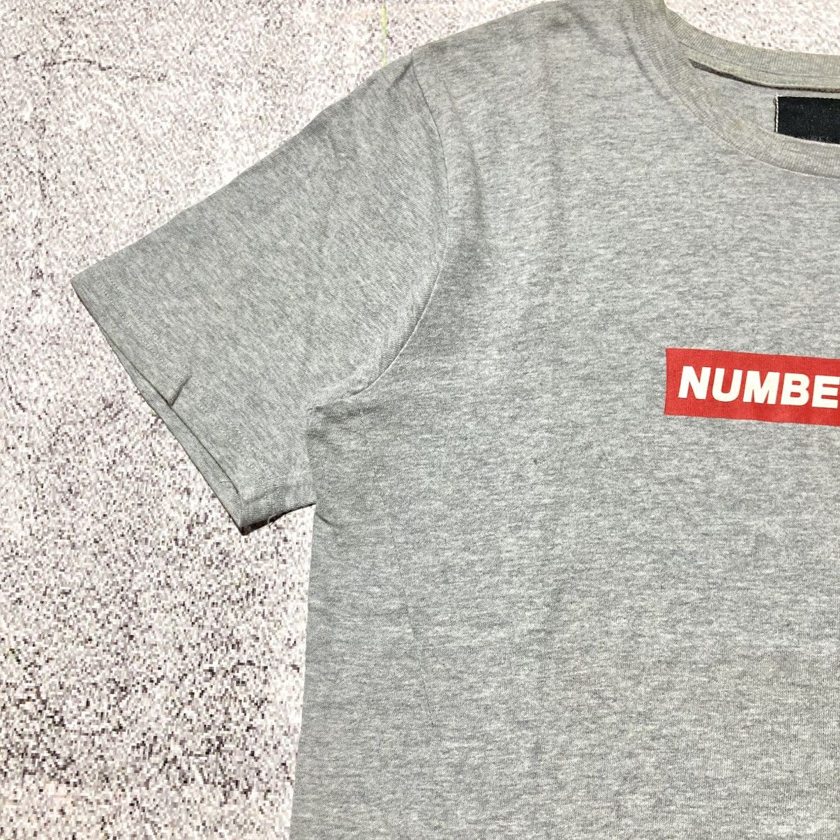 Number (N)ine Vintage Number (N)ine Spell Out Box Logo T-shirt Grey Size US L / EU 52-54 / 3 - 7 Thumbnail