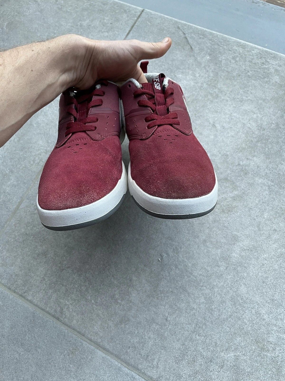 Nike NIKE SB SKATEBOARDING SKATE SHOES SUEDE RED MENS Size US 10.5 / EU 43-44 - 7 Thumbnail