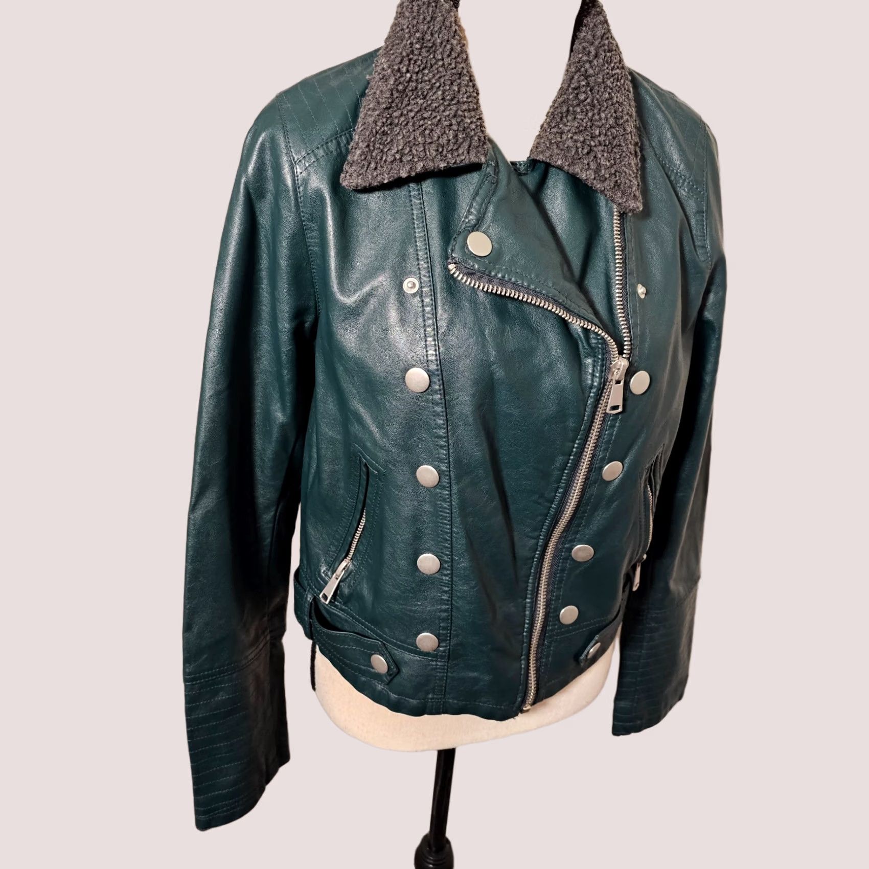 Vintage Jolt Jacket Green Size L Womens Faux Fur Accent Zipper Leather Long Sleeve Size L / US 10 / IT 46 - 1 Thumbnail