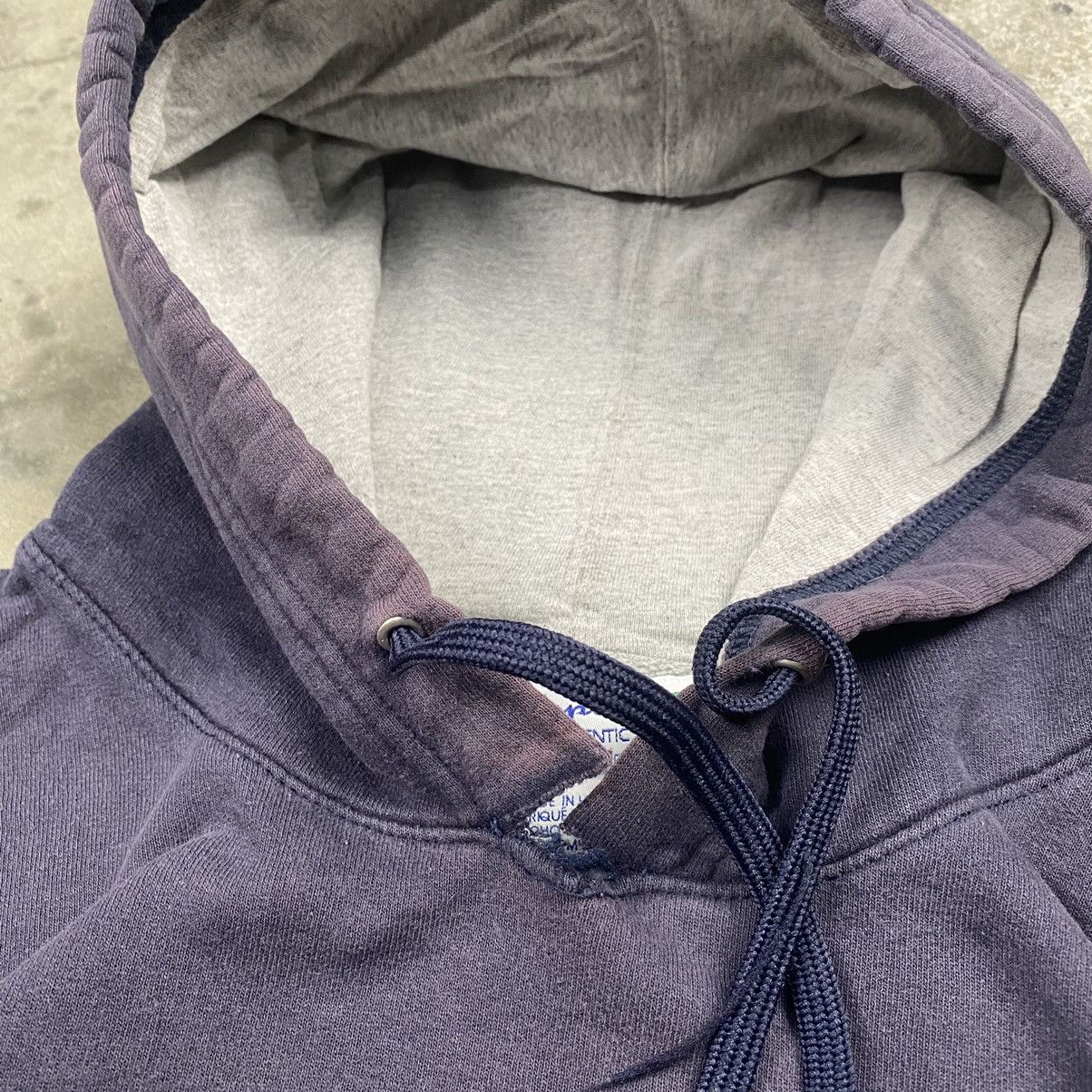 Champion × Vintage y2k Distressed Champion Boxy Oversize Pullover Size US XL / EU 56 / 4 - 7 Thumbnail