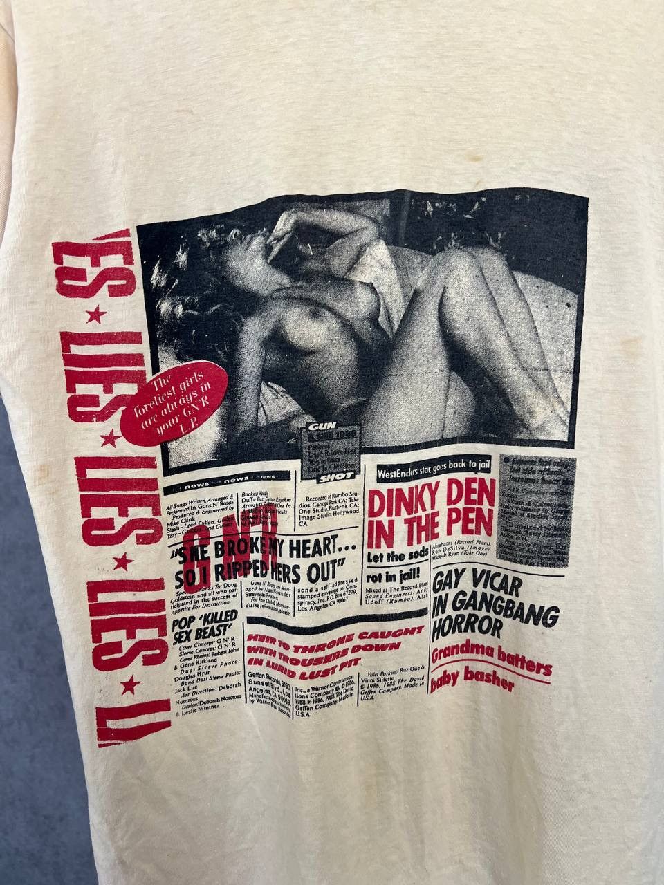 Band Tees Guns N’ Roses 1988 single stitch vintage rock band tee Size US S / EU 44-46 / 1 - 5 Thumbnail