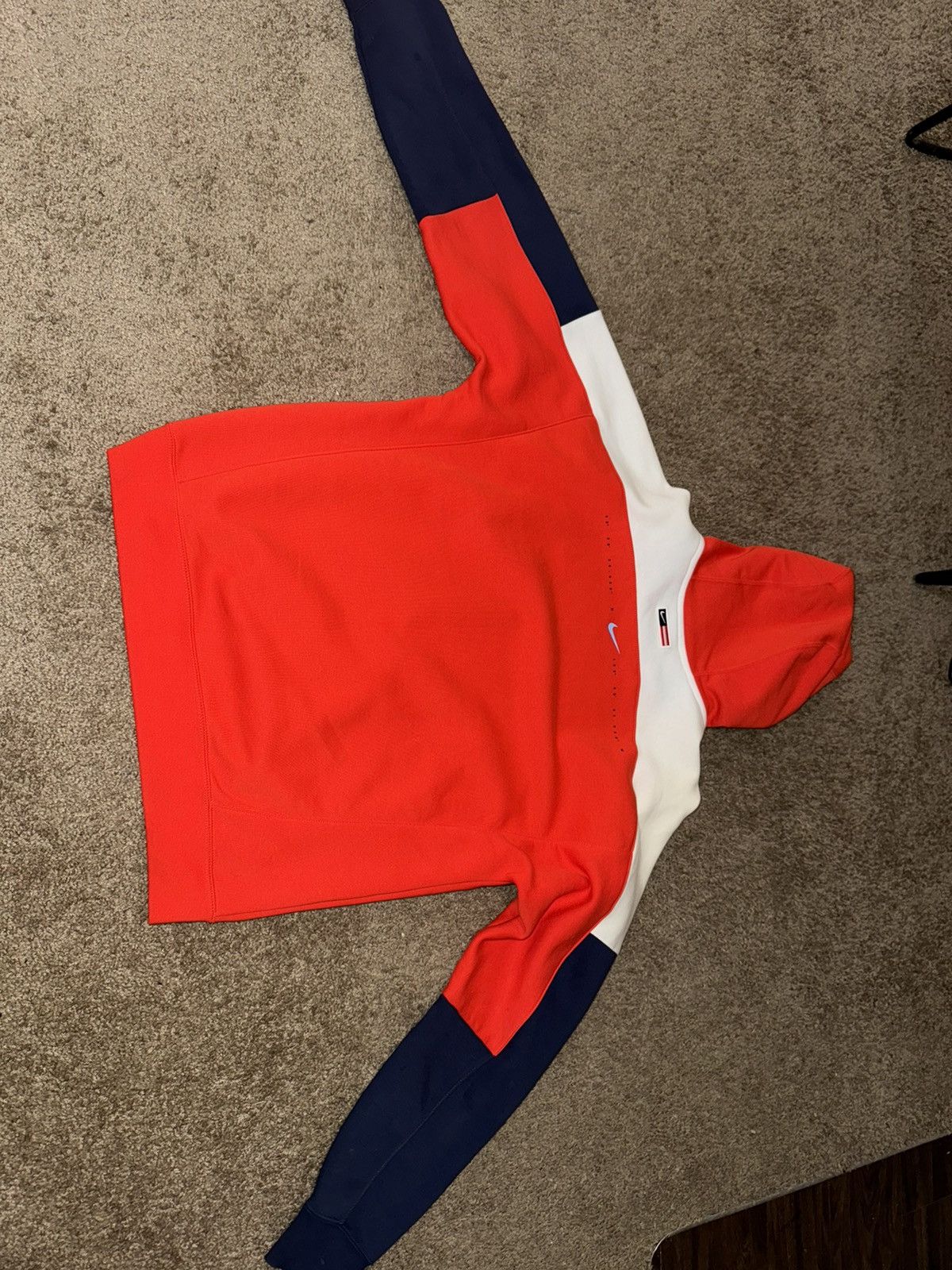 Nike Nike Hoodie Orange Size US L / EU 52-54 / 3 - 4 Thumbnail