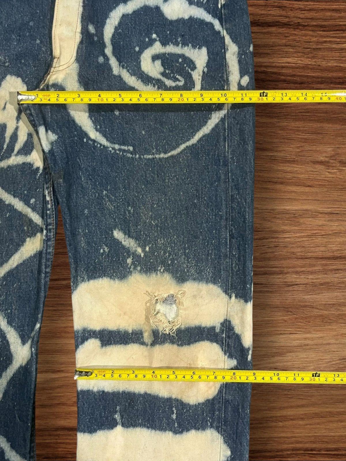 Levi's × Vintage Vintage 80s Levi’s 501 Grafitti Artistry Custom Made Jeans Size US 31 - 18 Thumbnail