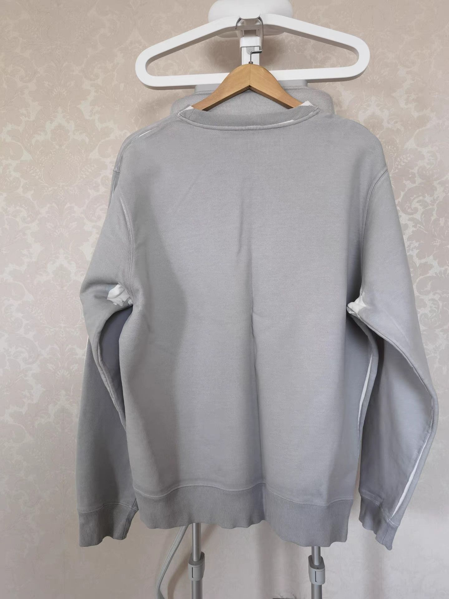 Dior Dior Limited Edition Hoodie K17 Size US L / EU 52-54 / 3 - 2 Thumbnail