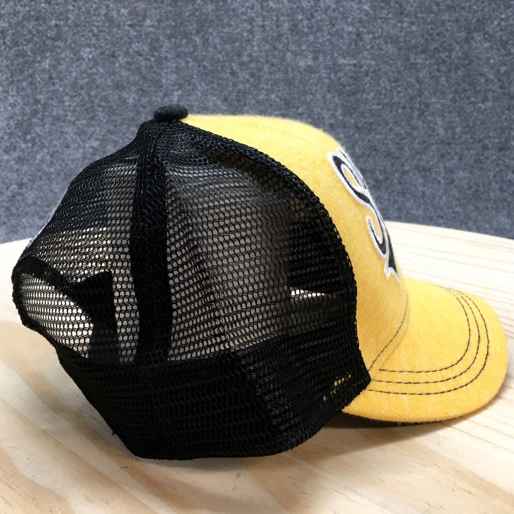 New Era Pittsburgh Steelers New Era Trucker Hat Womens Black Yellow One Size Adjustable Size ONE SIZE - 5 Thumbnail