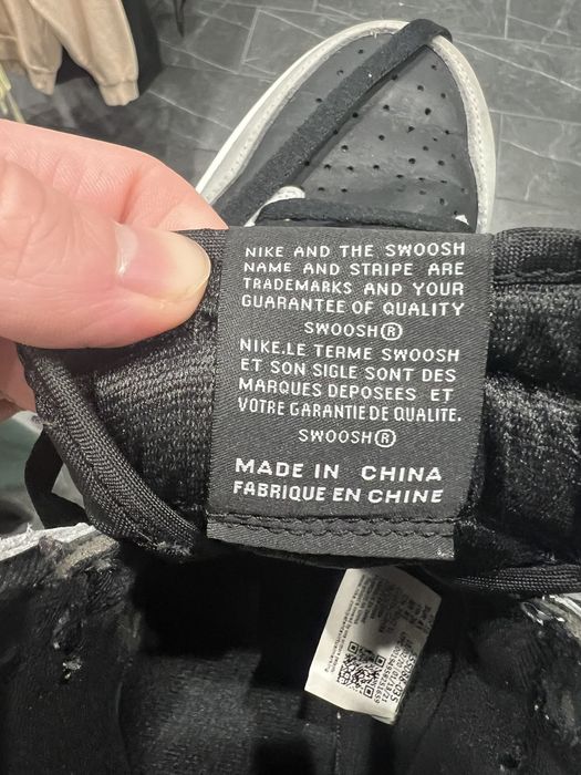 reverse shadow jordan 1