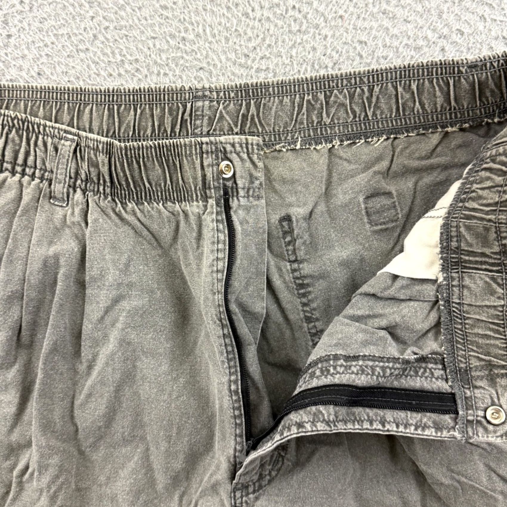 Ocean Pacific Vintage Ocean Pacific Short Mens 34 Gray 80s Elastic Waist Twill Khaki Surf USA Short Size US 34 / EU 50 - 5 Thumbnail