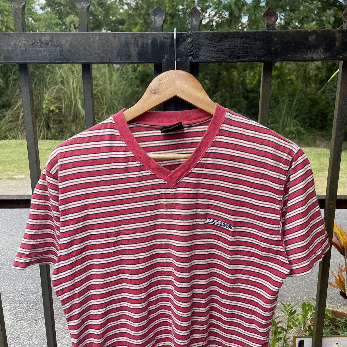 Vans × Vintage 🔥Vintage 90s Vans Spellout Logo Nice Striped Tee Size US M / EU 48-50 / 2 - 3 Thumbnail