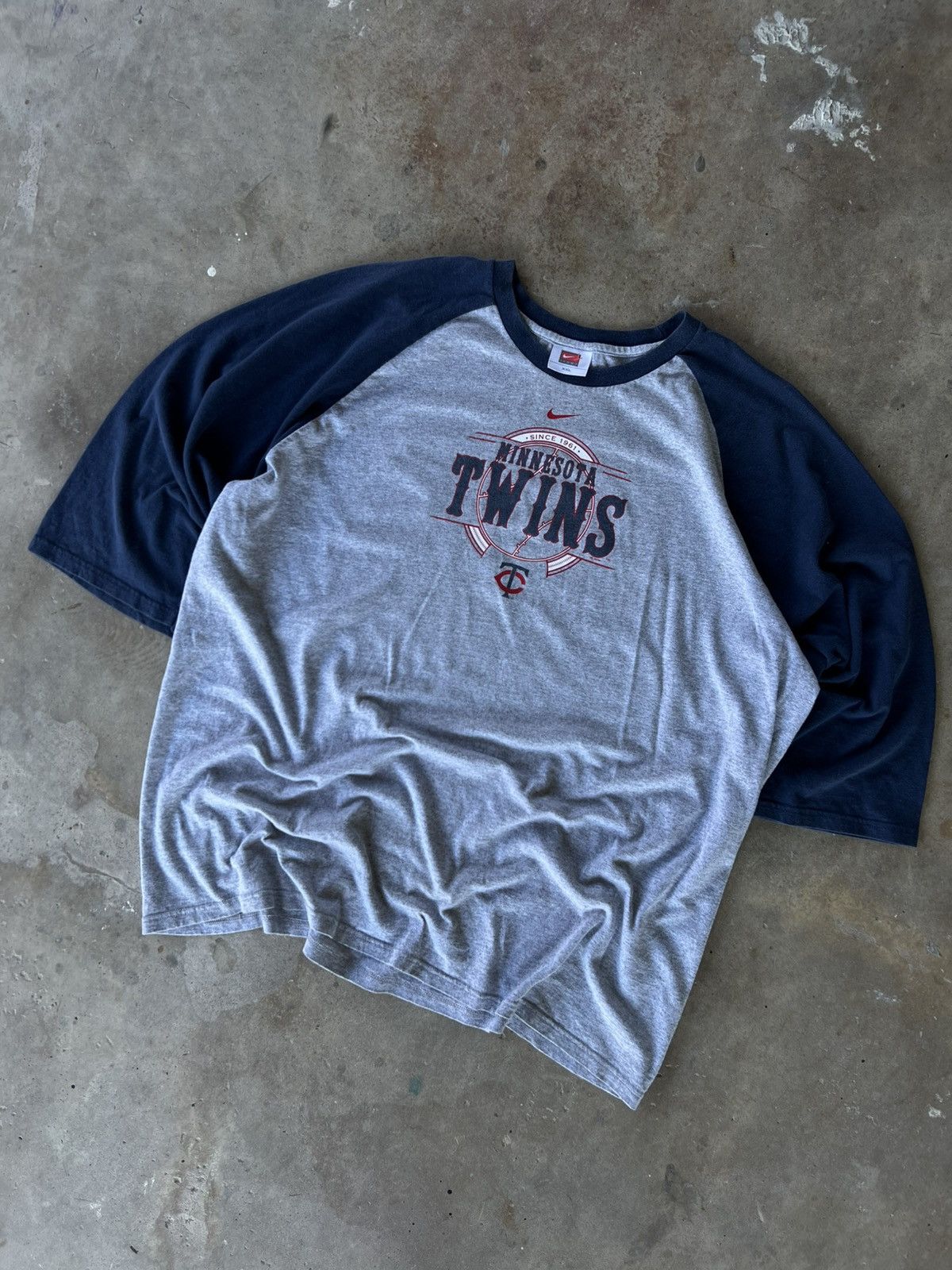 Nike Vintage 2000’s MLB Nike Minnesota Twins Baseball T Shirt Size US XXL / EU 58 / 5 - 2 Thumbnail