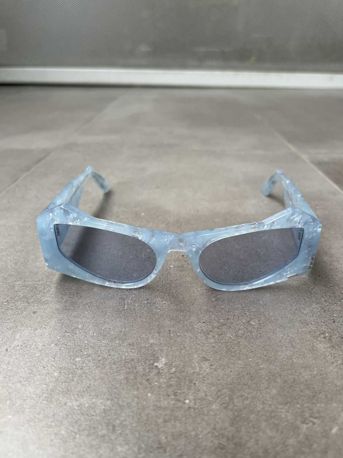 GCDS !DS! SS23 GCDS Cat Eye Marble Blue Sunglasses Size ONE SIZE - 3 Thumbnail