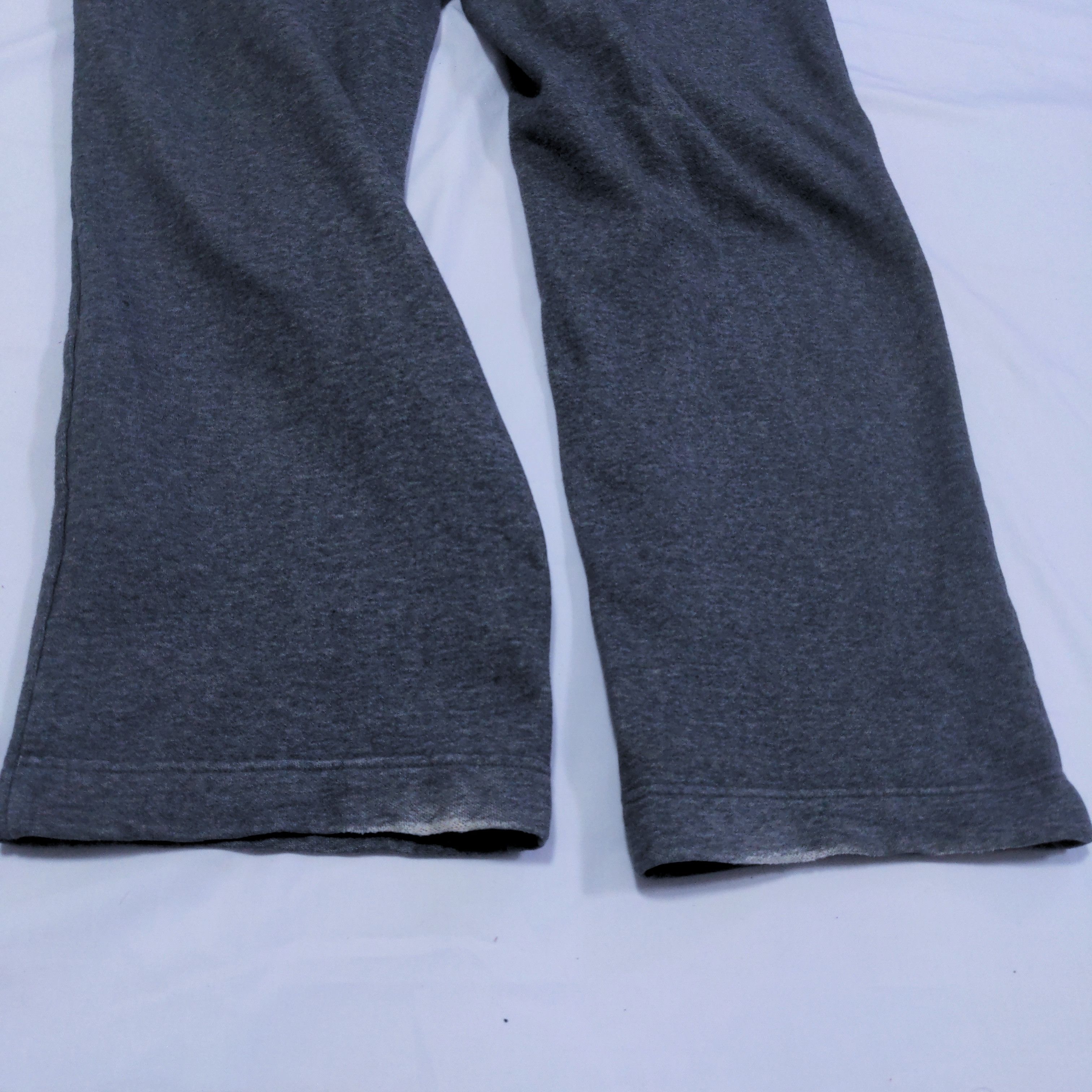 Nike × Vintage Nike Y2K Swoosh Baggy Sweatpant Jogger Pants Unisex Size US 36 / EU 52 - 10 Thumbnail