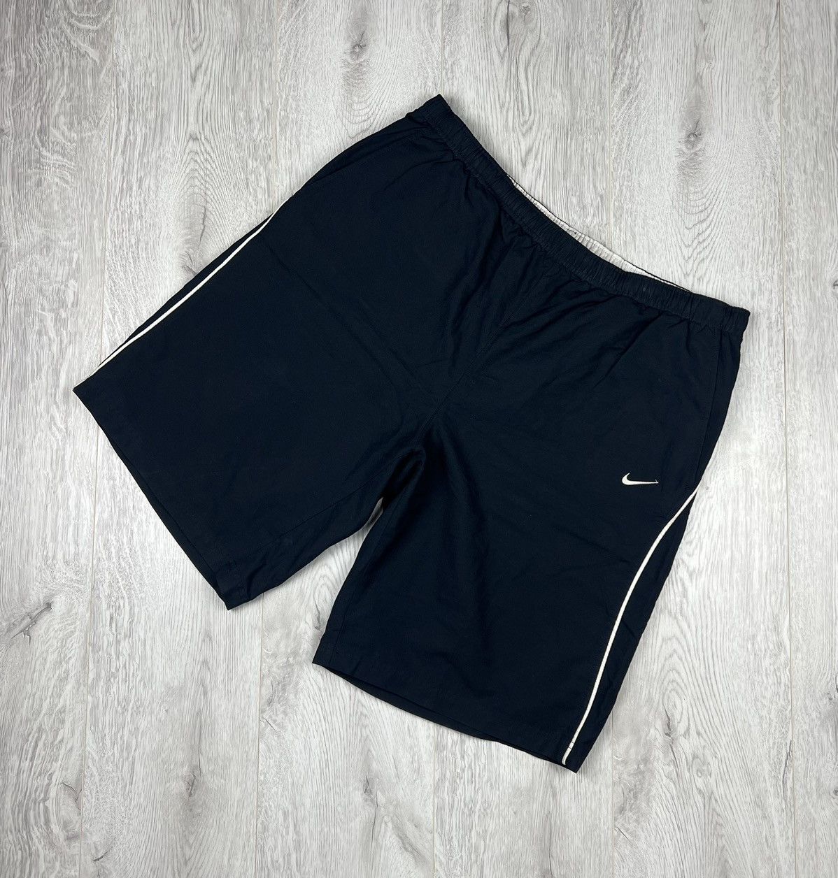 Nike Nike Shorts Vintage Size US 34 / EU 50 - 1 Thumbnail