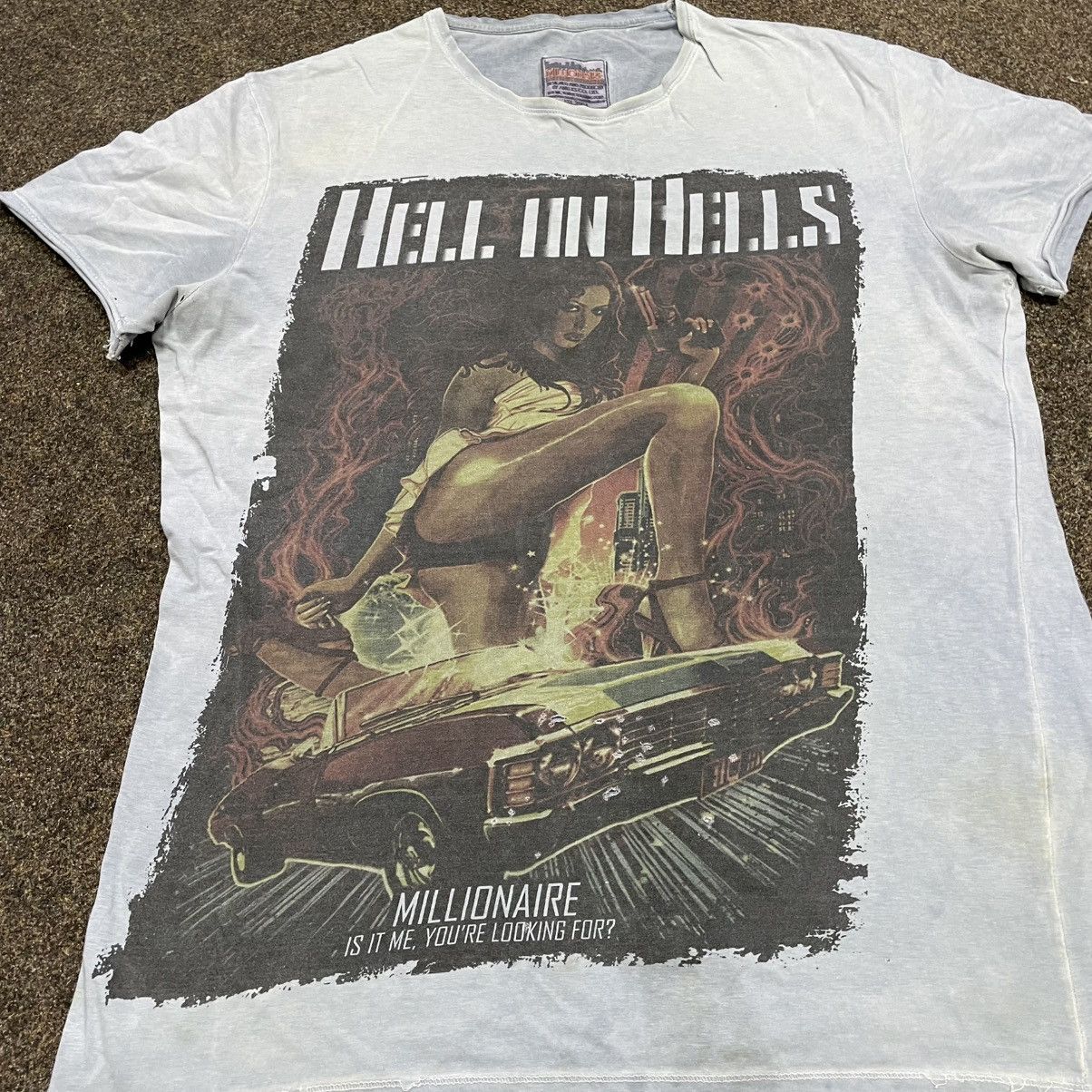 Vintage Vintage Y2K Sun Faded Graphic Tee Horror Grunge Streetwear L Size US L / EU 52-54 / 3 - 3 Thumbnail