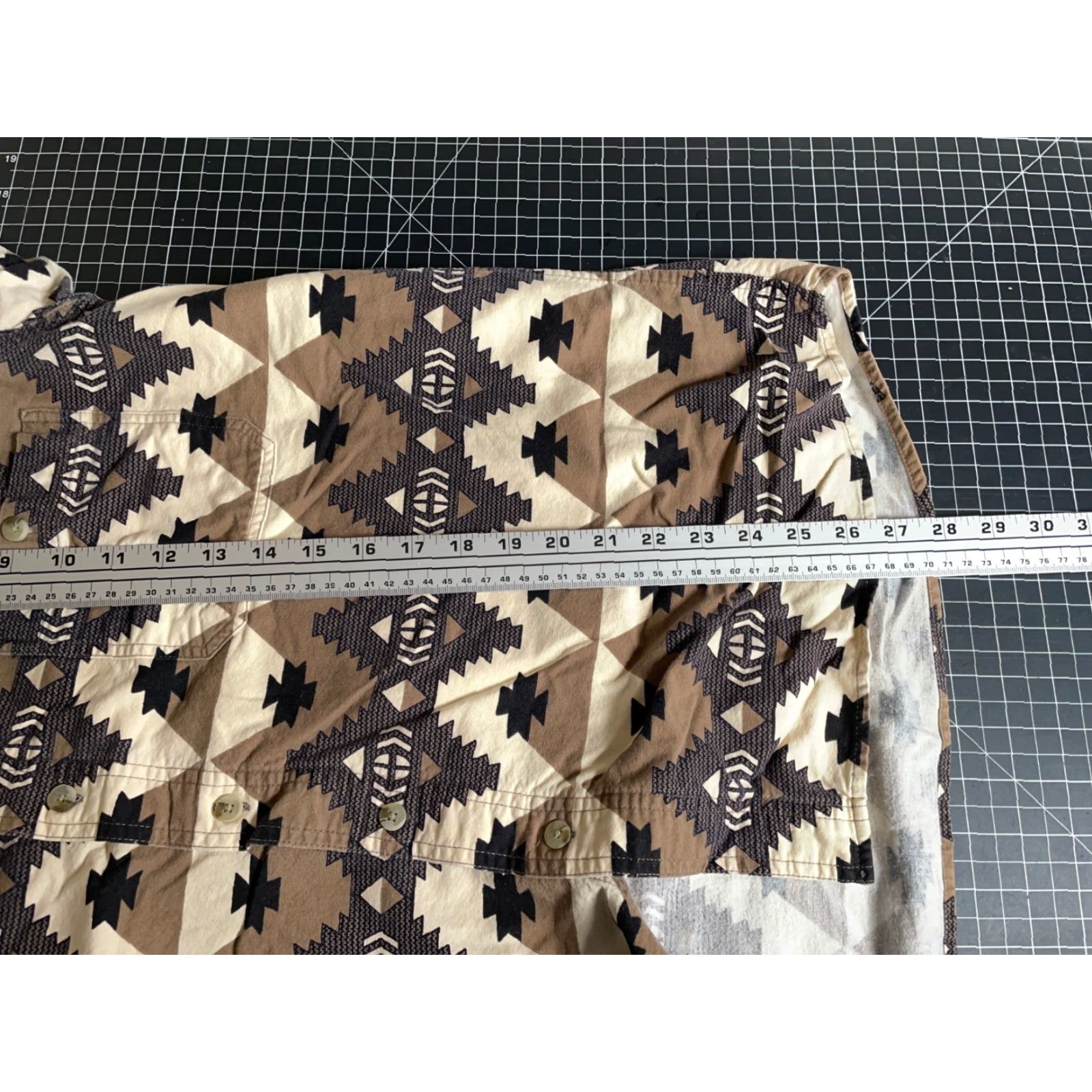 Vintage VINTAGE M.E. Sport Shirt Geometric 90s Aztec Southwestern Button-Up Cotton Flannel XL Mens Beige Brown Size US XL / EU 56 / 4 - 6 Thumbnail