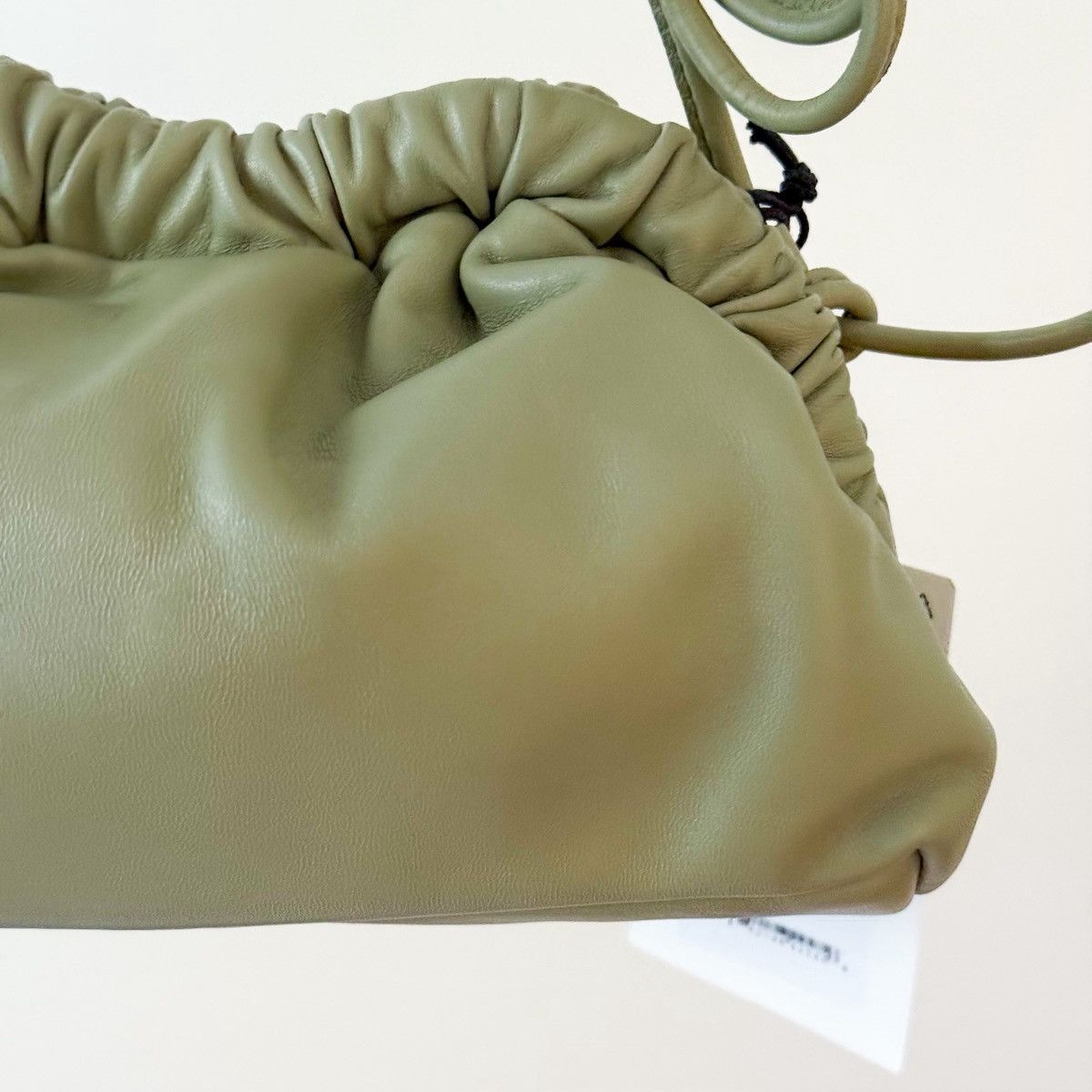 Mansur Gavriel NWT Mansur Gavriel Mini Cloud Clutch Sage Green Convertible Size ONE SIZE - 3 Thumbnail