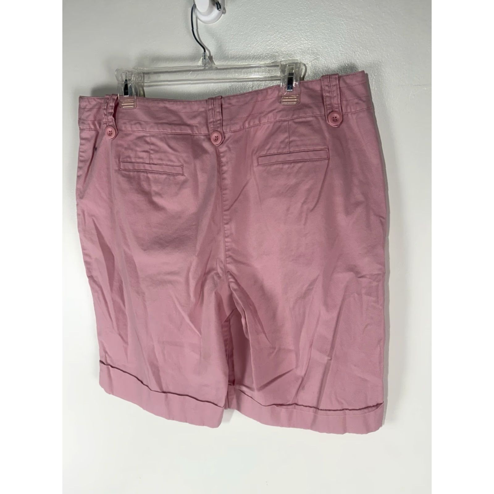 Talbots Talbots Pink Bermuda Shorts Womens Size 18 Cuffed Stretchy Casual Classic Size 40" / US 18 - 2 Thumbnail