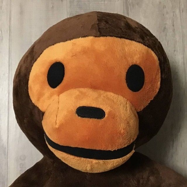 Bape BAPE × Sanrio BIG Baby Milo Plush Doll a bathing ape NIGO Size ONE SIZE - 3 Thumbnail