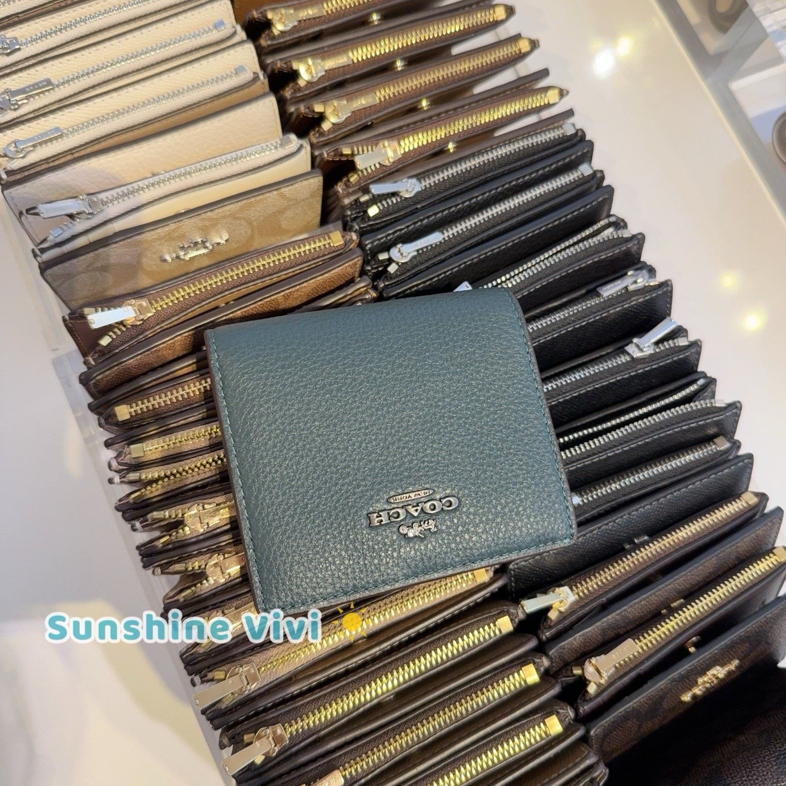 Coach NWT Coach Snap Wallet C2862 Dark Teal Green Pebbled Leather Size ONE SIZE - 1 Thumbnail