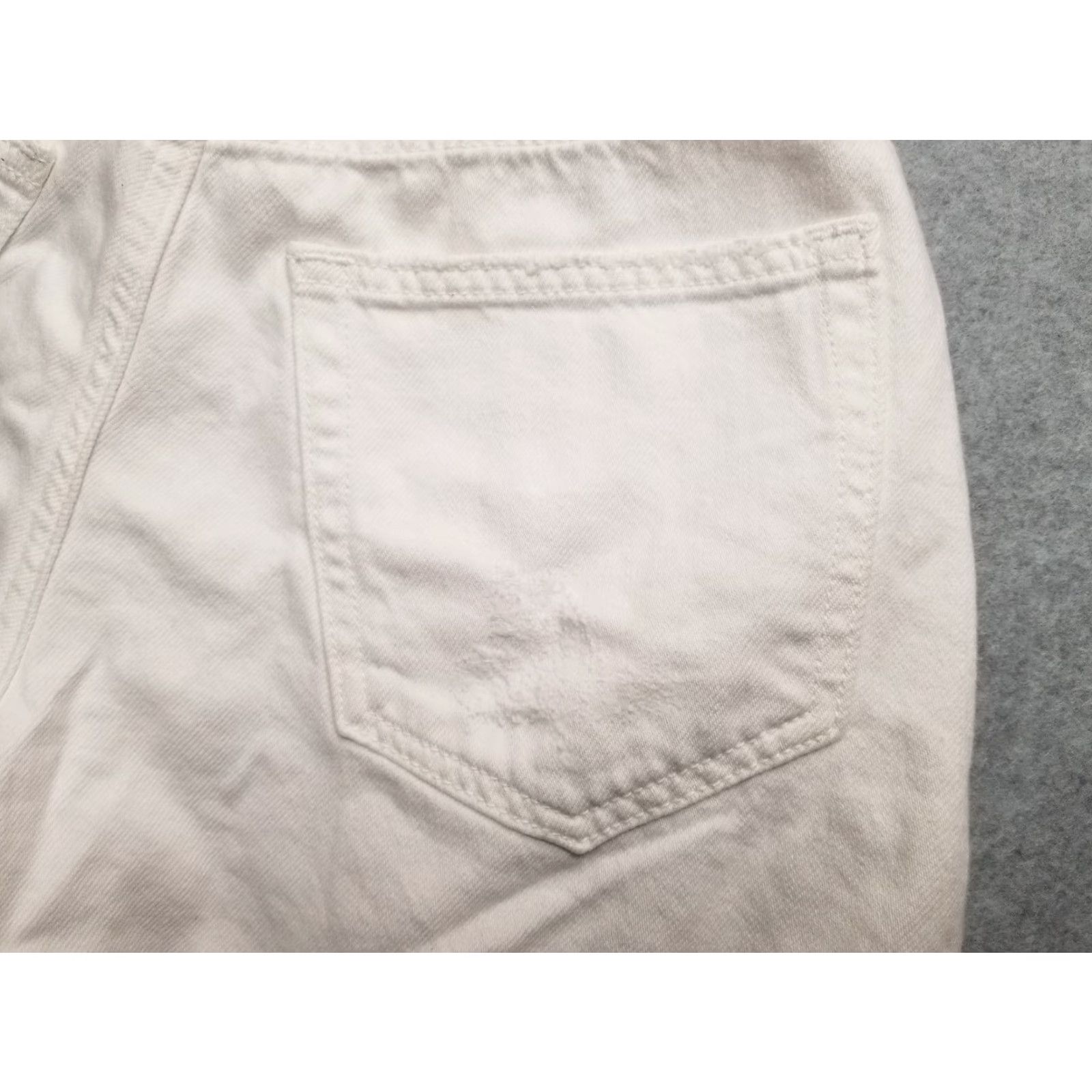 Denime VINTAGE Cello Shorts Womens Small White 100% Cotton Denim Distressed Faded Casual Jeans Size 28" / US 6 / IT 42 - 6 Thumbnail