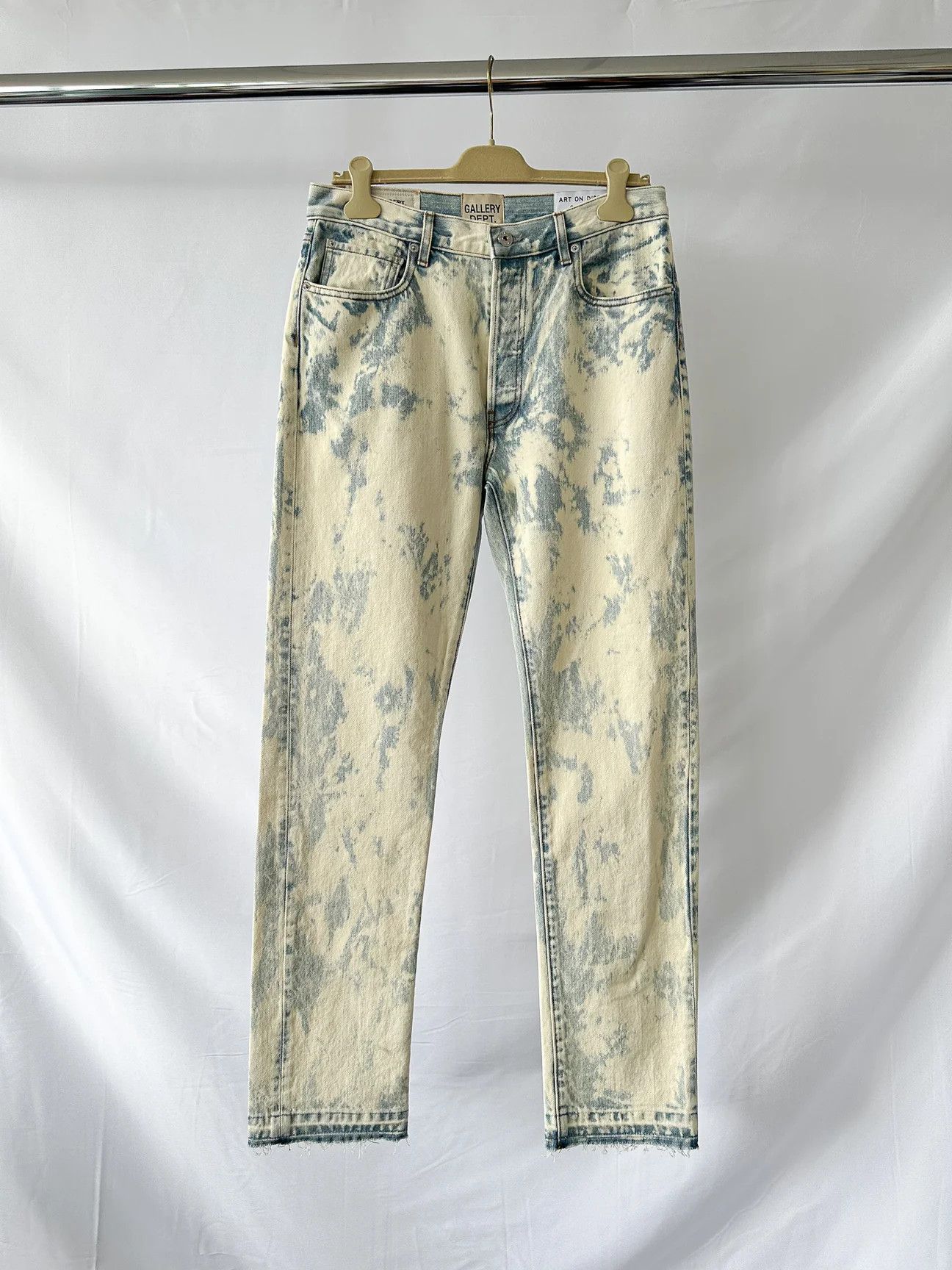 Gallery Dept. Gallery Dept Levi 501 Surf Side Beached Reworked Jeans Size US 32 / EU 48 - 1 Thumbnail