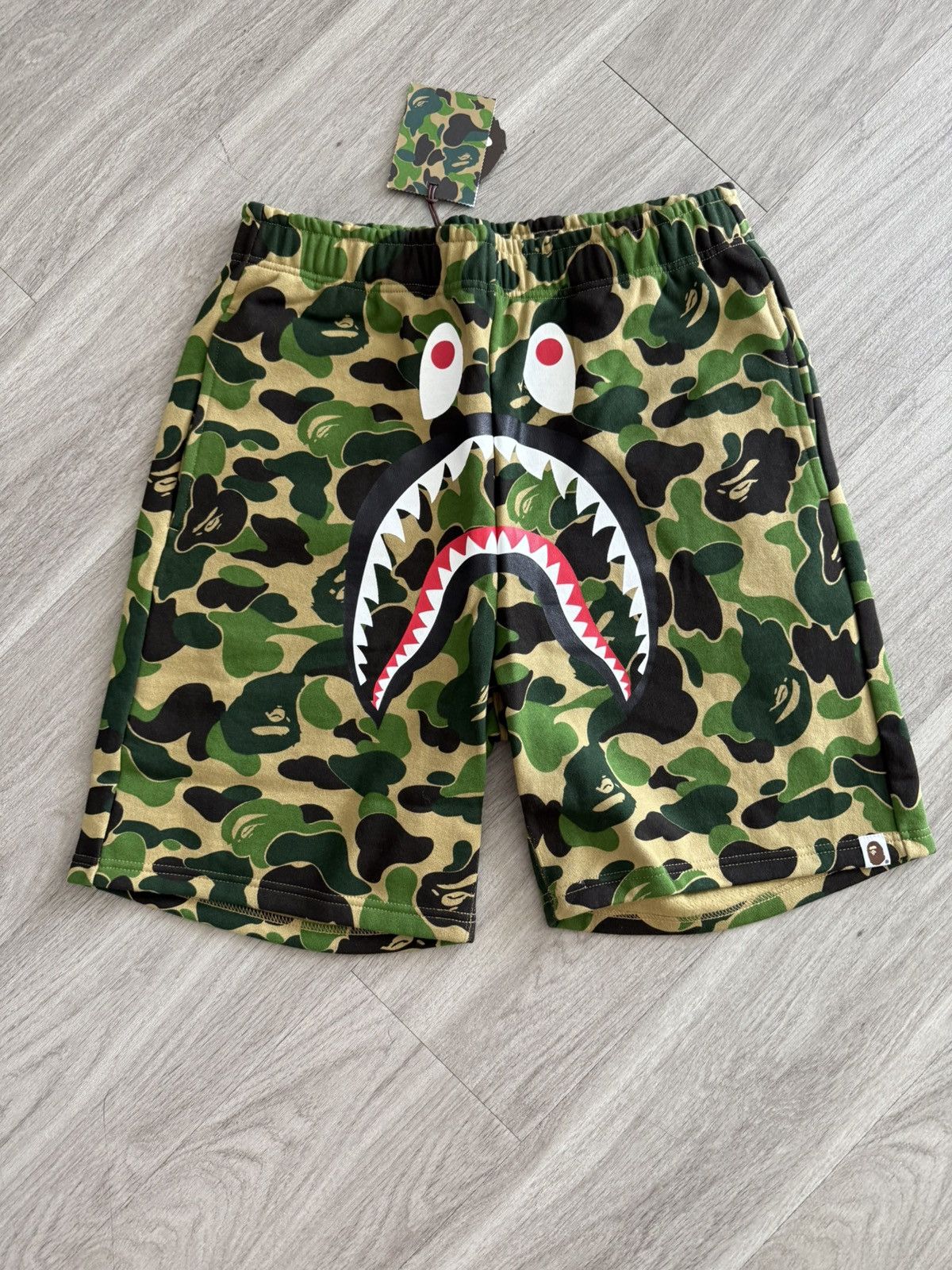 Bape Bape Green ABC camo shark shorts Size US 32 / EU 48 - 1 Thumbnail
