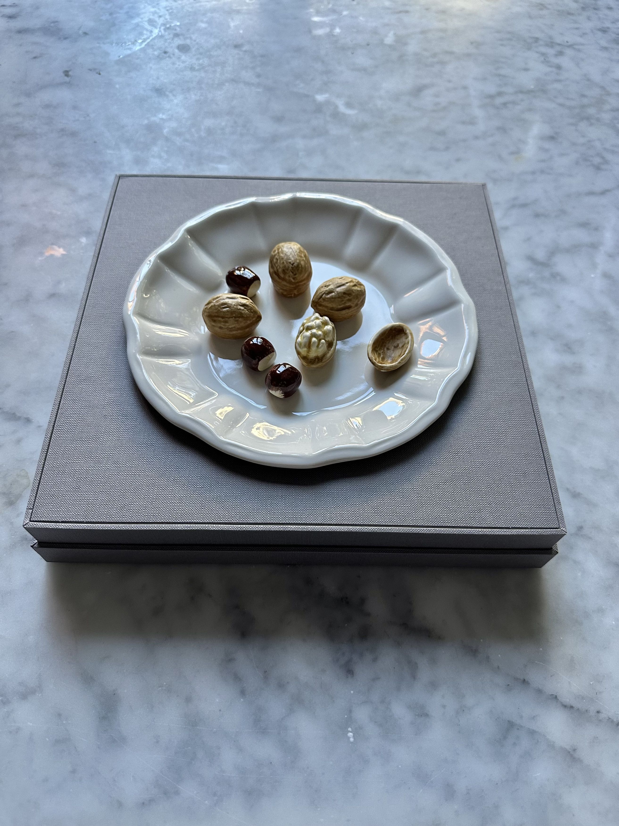 Dior Dior & Pharrell Williams Ceramic Small Decorative Plate Size ONE SIZE - 3 Thumbnail